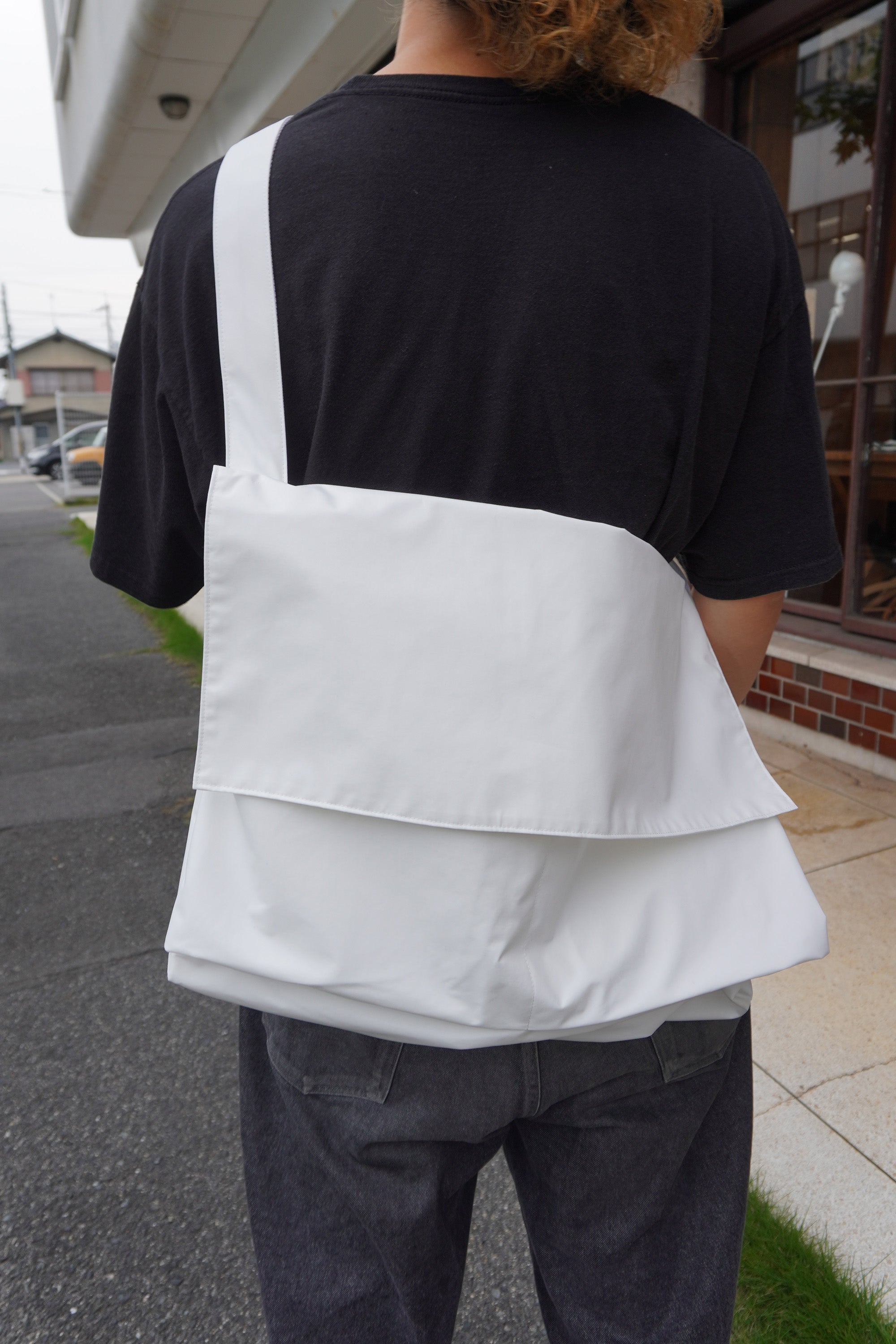 B.T No Messenger Bag(WHITE)