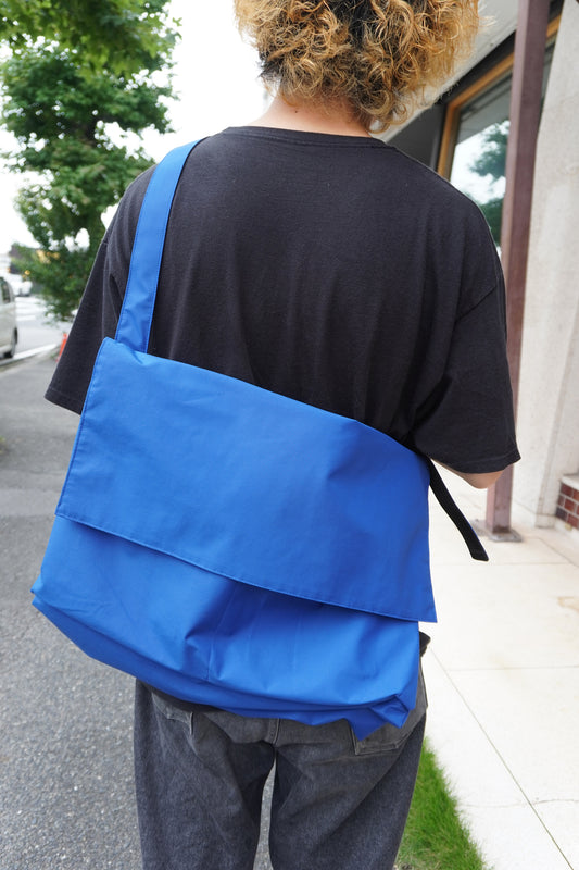 B.T No Messenger Bag(ROYAL BLUE)