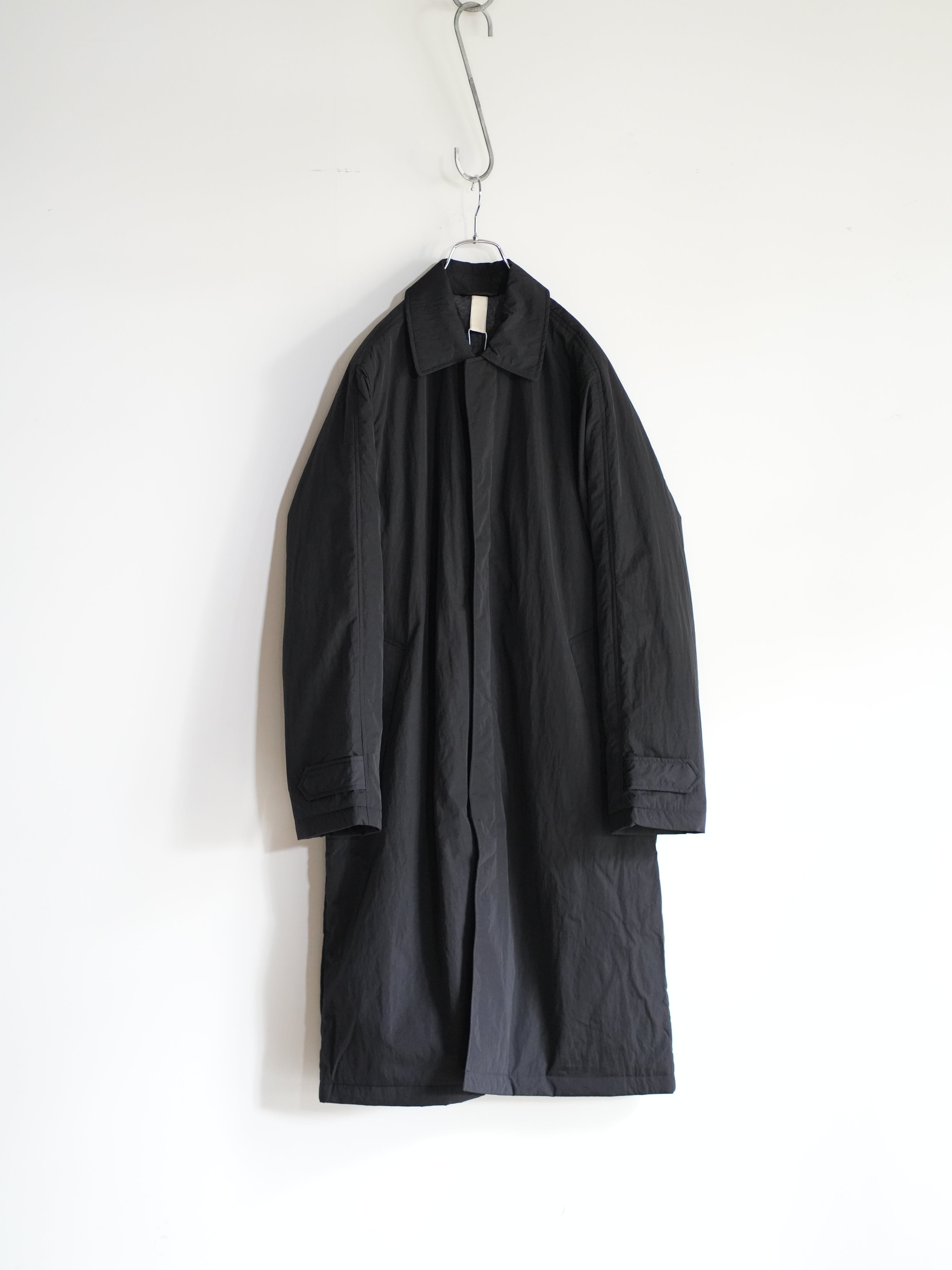 RELAXED NYLON COAT
