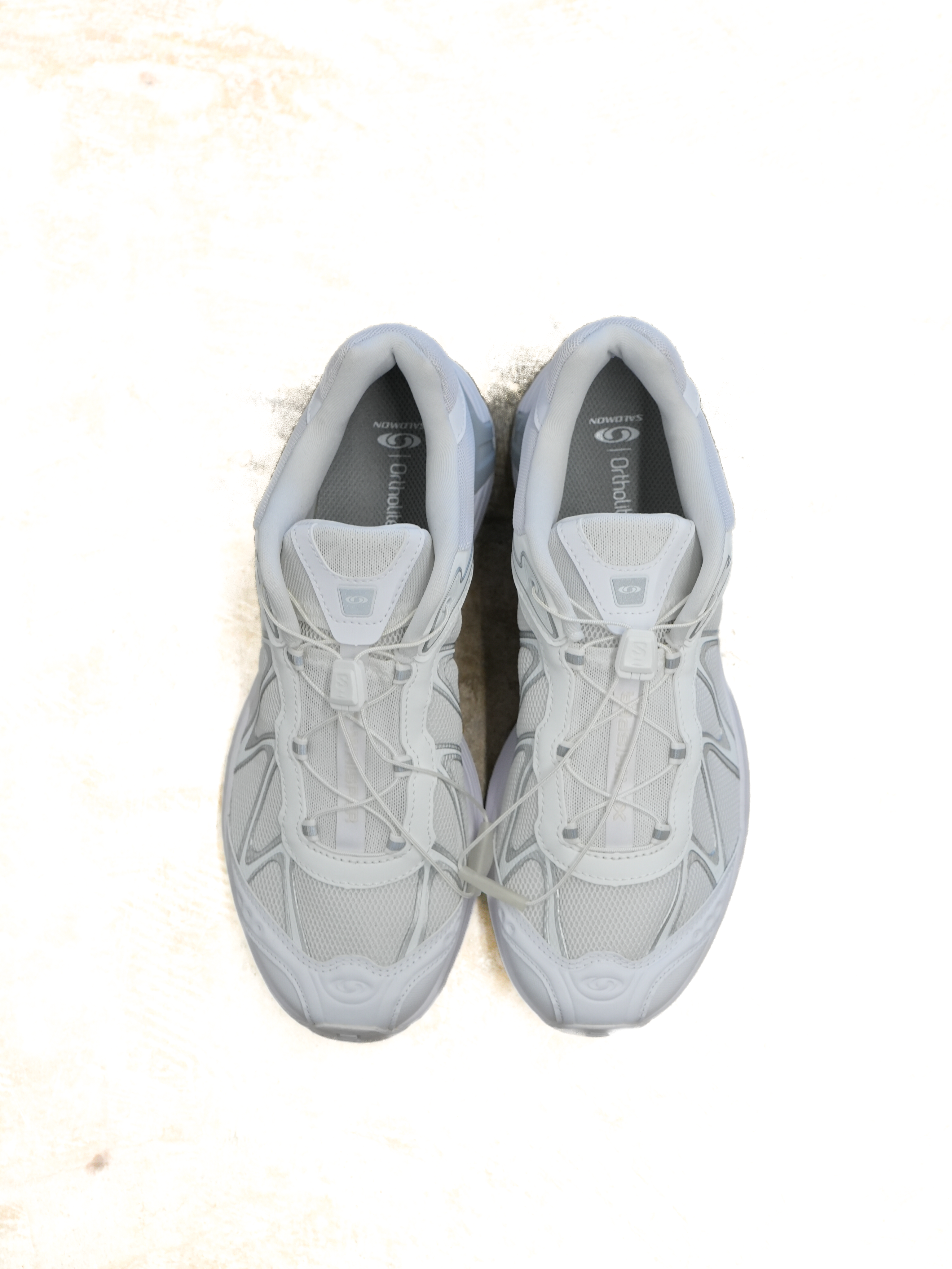 XT-WHISPER(WHITE / LUNAR ROCK / FTW SILVER)