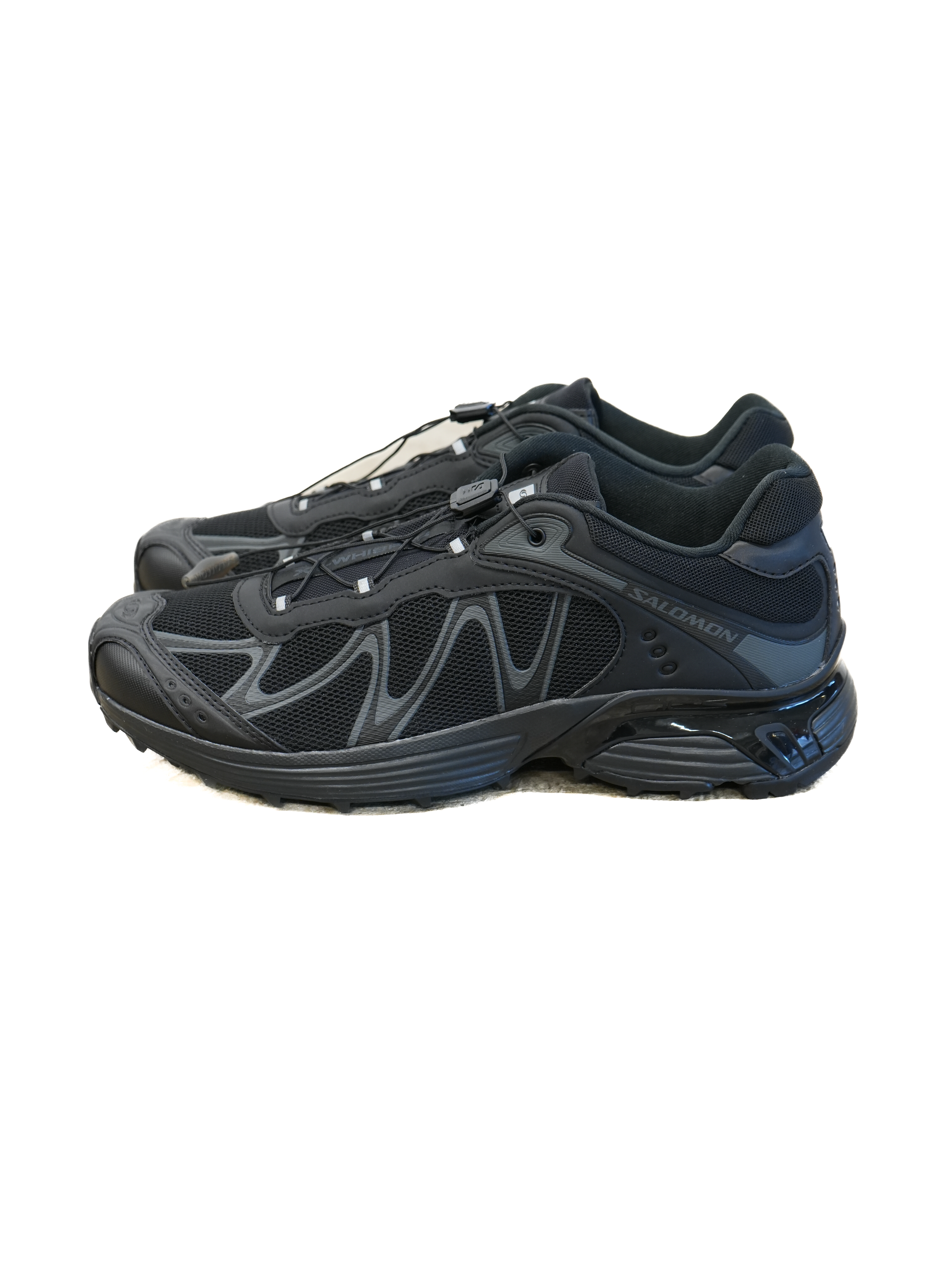 XT-WHISPER(BLACK / BLACK / ASPHALT)