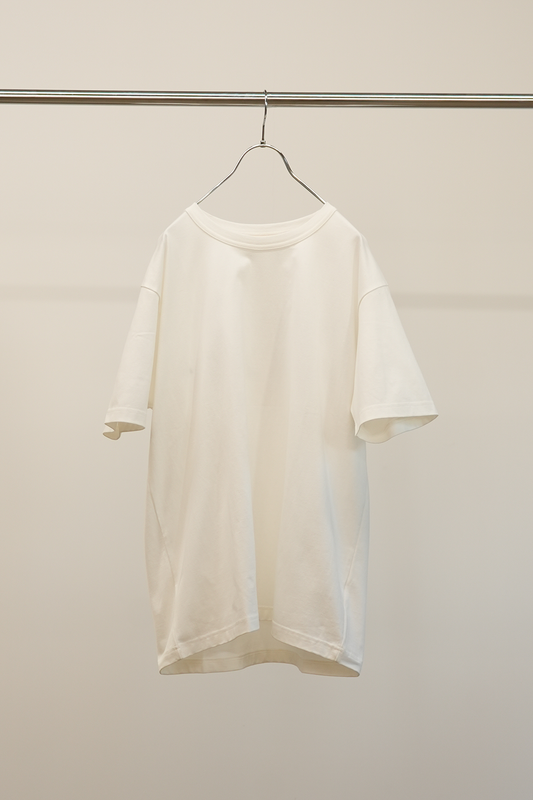 251-05002-01 / T-SHIRT (オフ白)