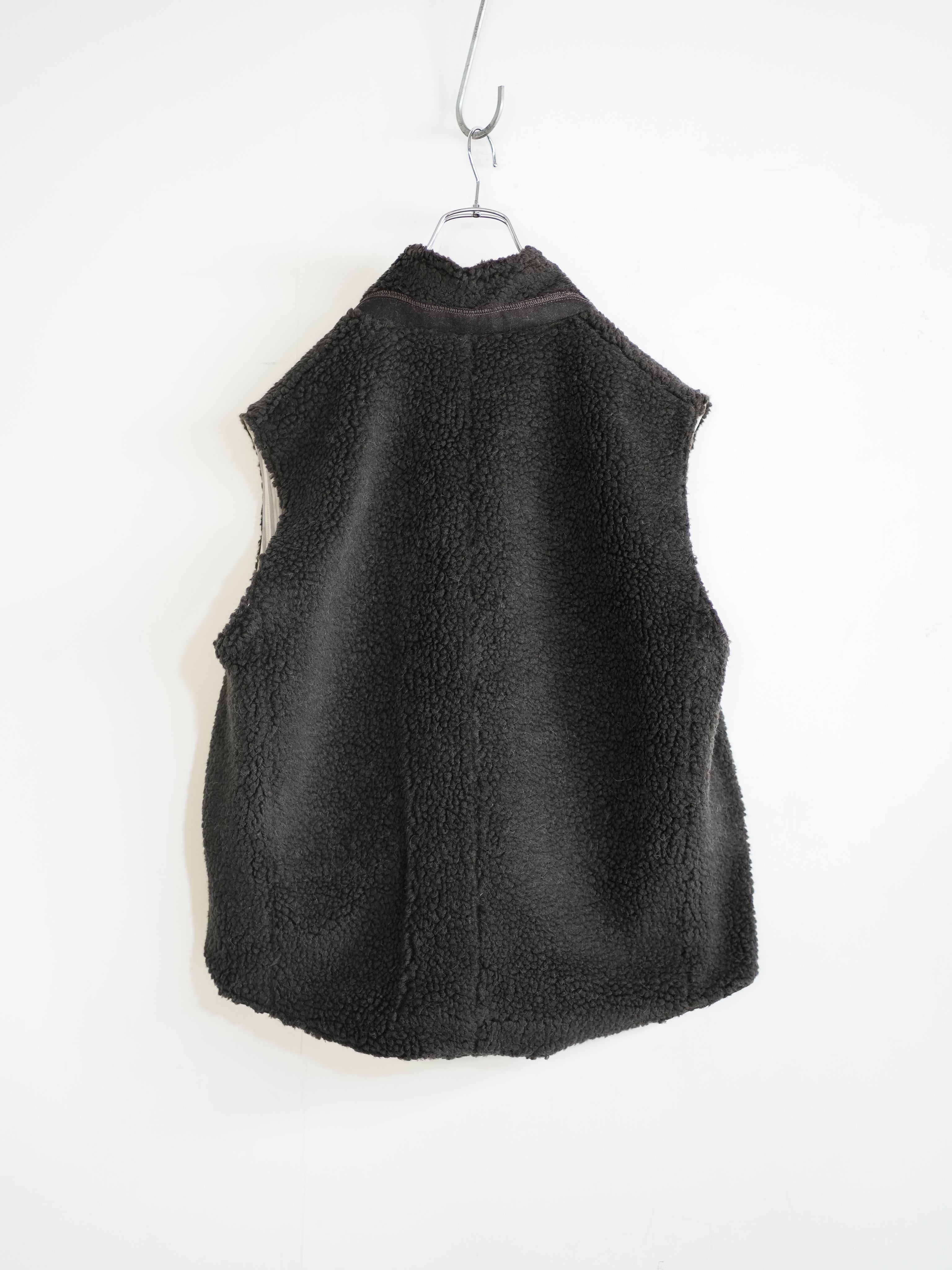 262-02003-01 / VEST