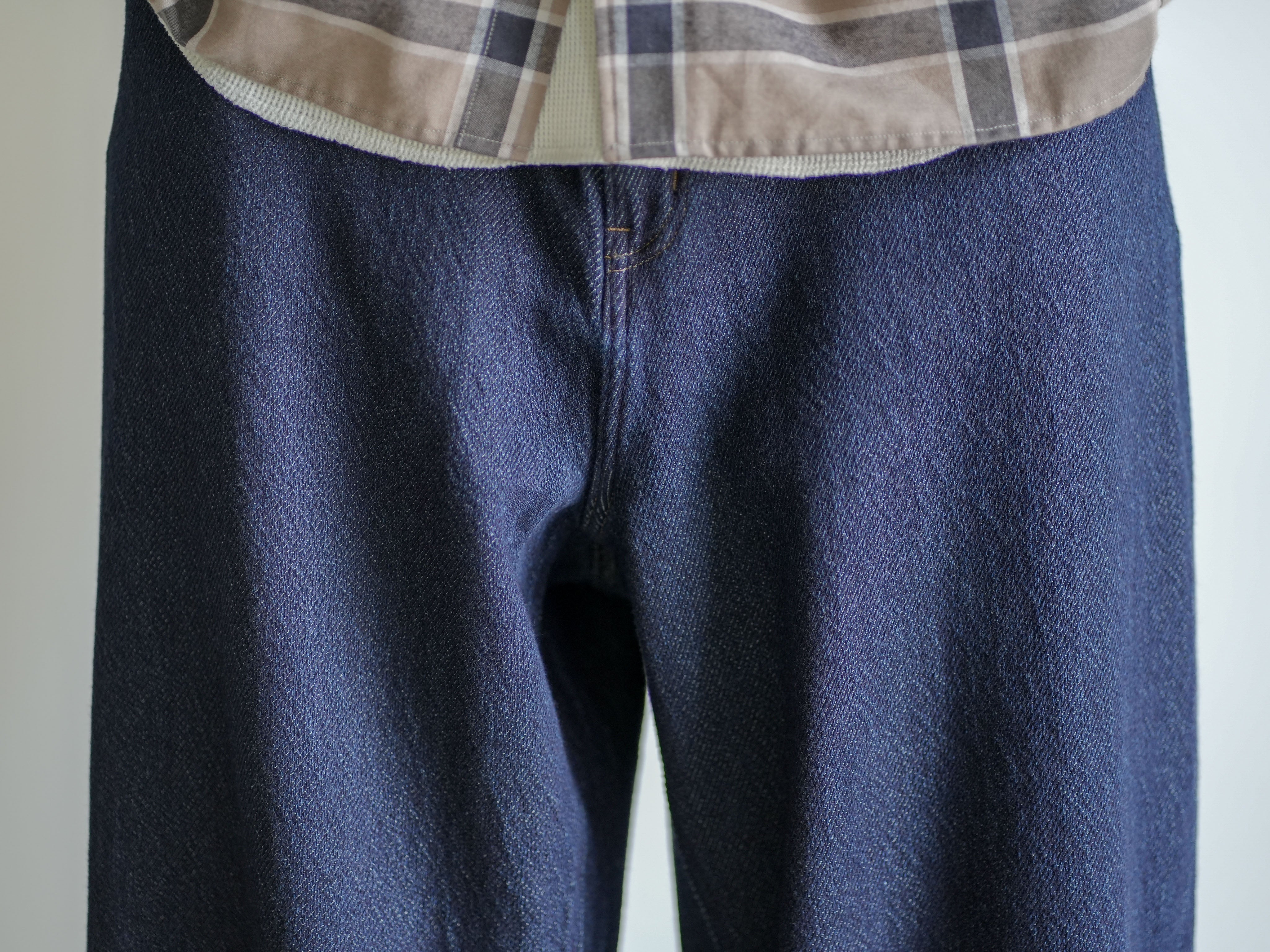 LOOSE DENIM PANTS