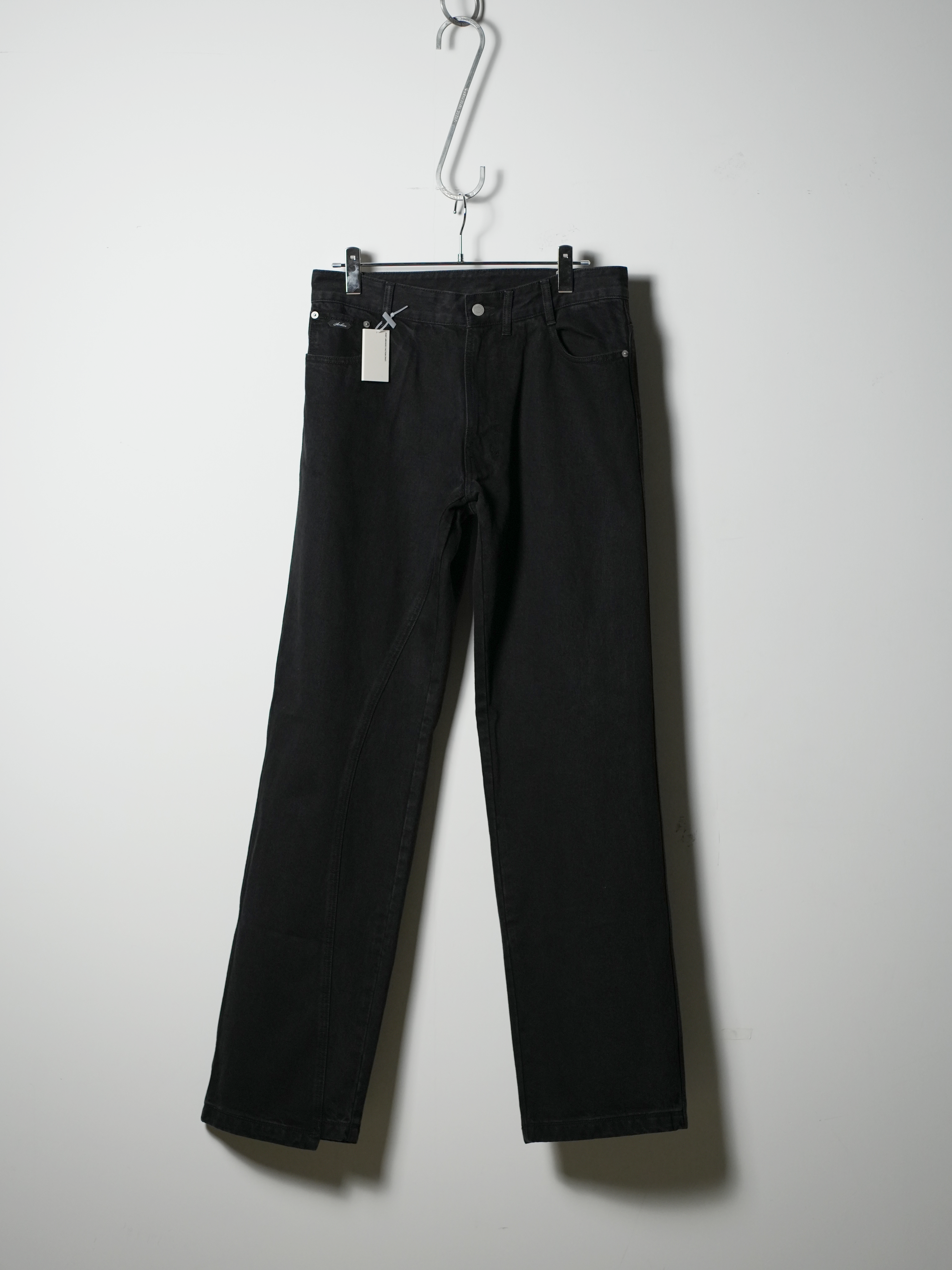 Curved Jeans (BLACK)