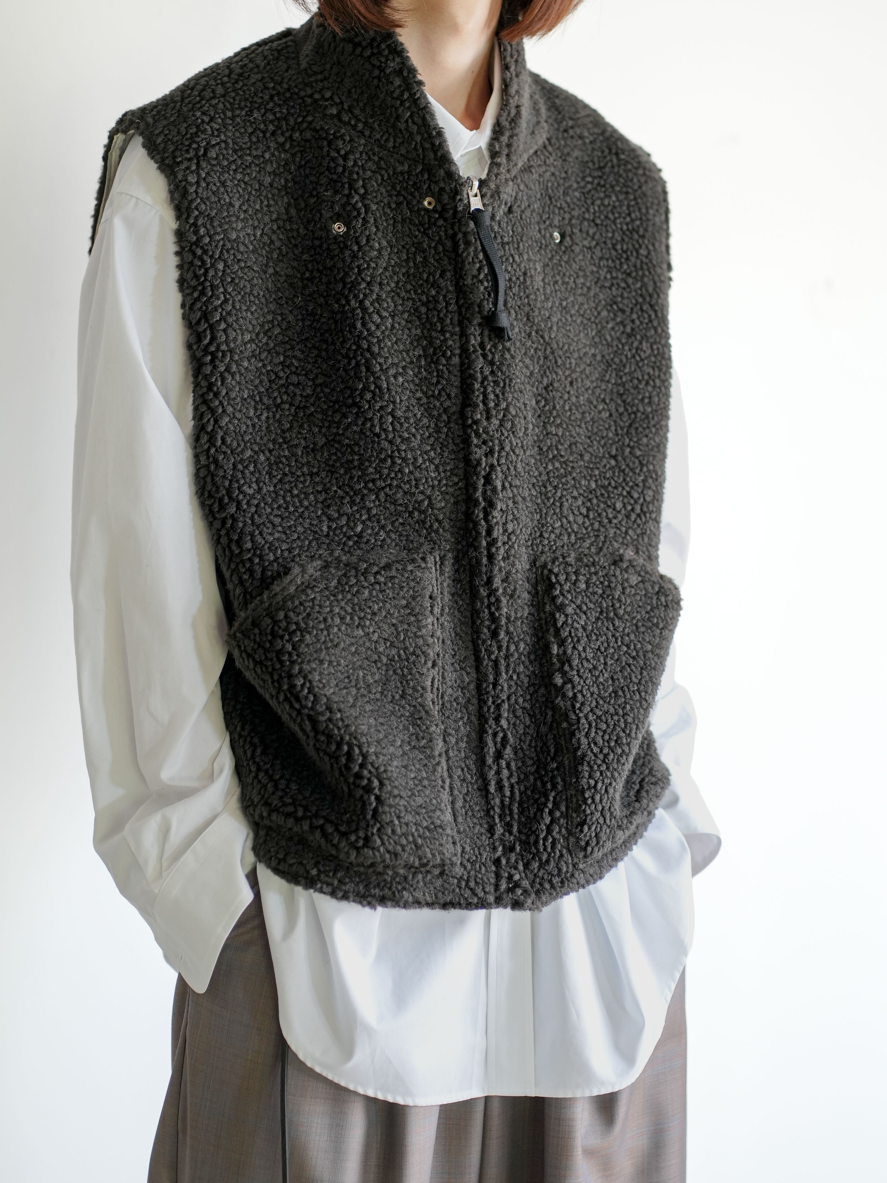 262-02003-01 / VEST