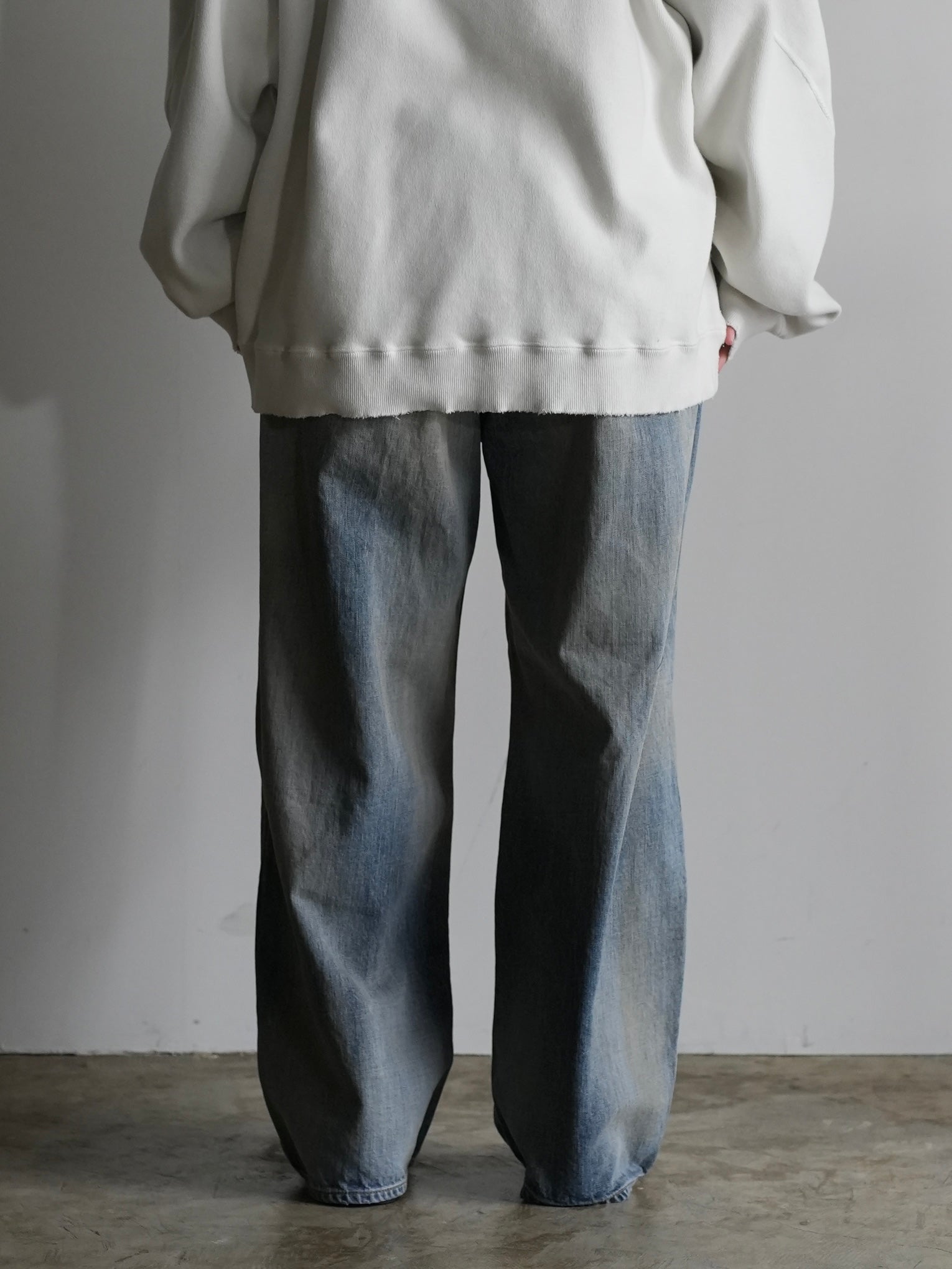 01 MIDTAPERED 5P DENIM PANTS(INDIGO)