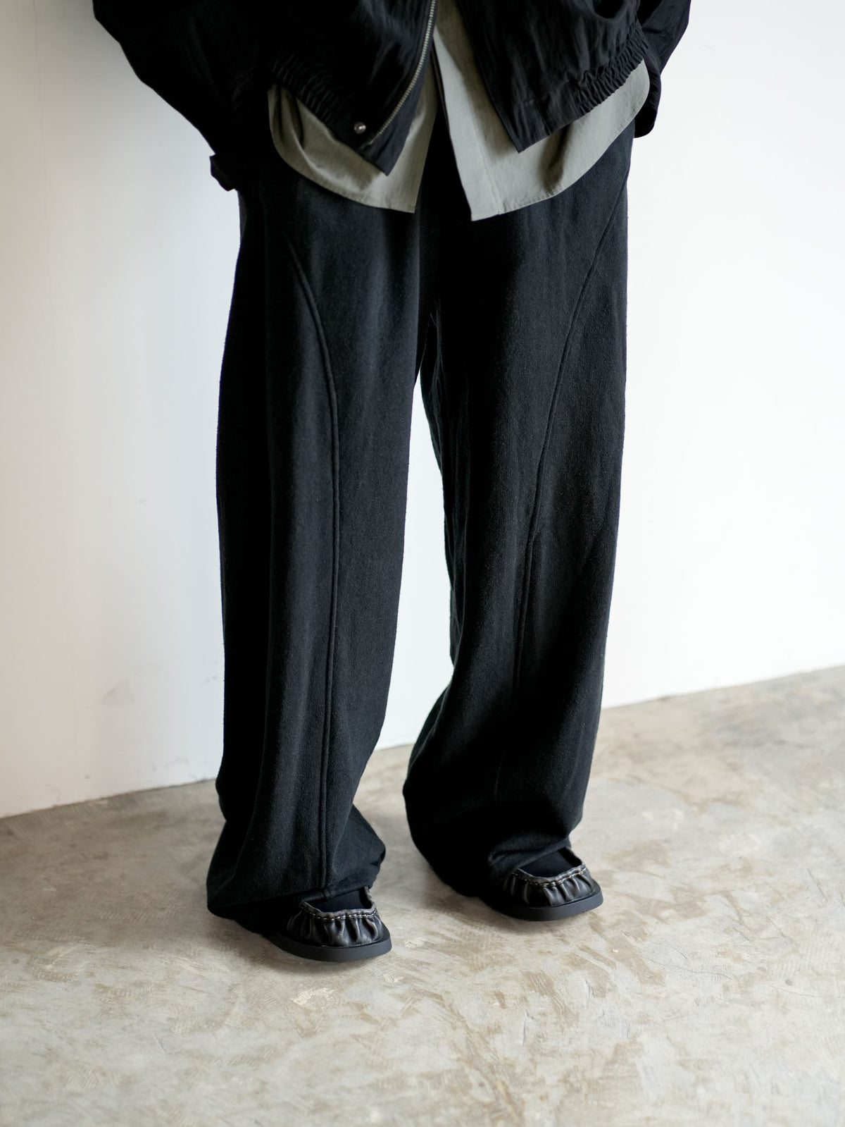 COTTON SILK SWEAT WIDE PANTS