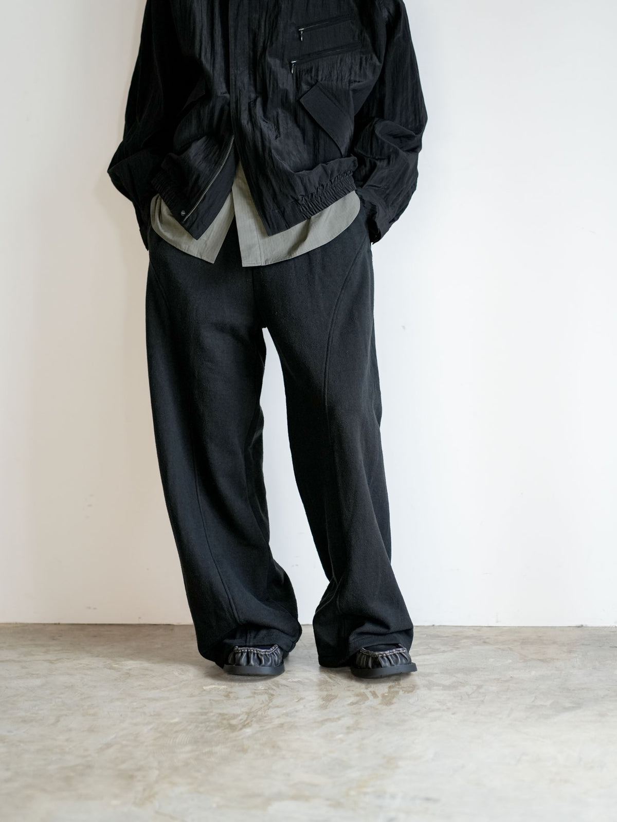 COTTON SILK SWEAT WIDE PANTS
