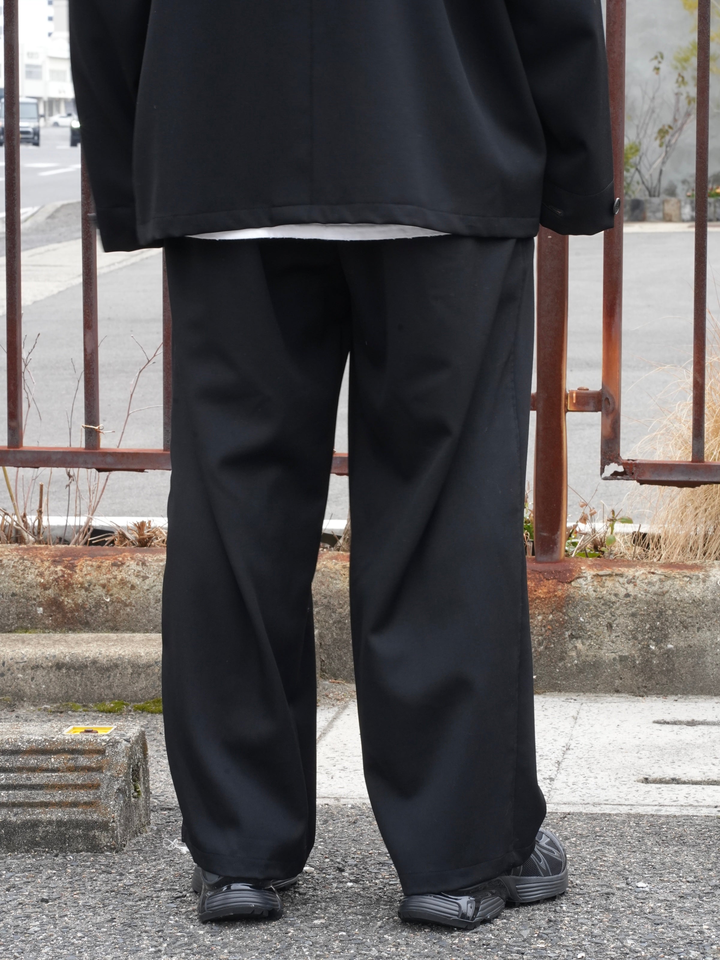 WOOL GABARDINE WIDE EASY TROUSERS