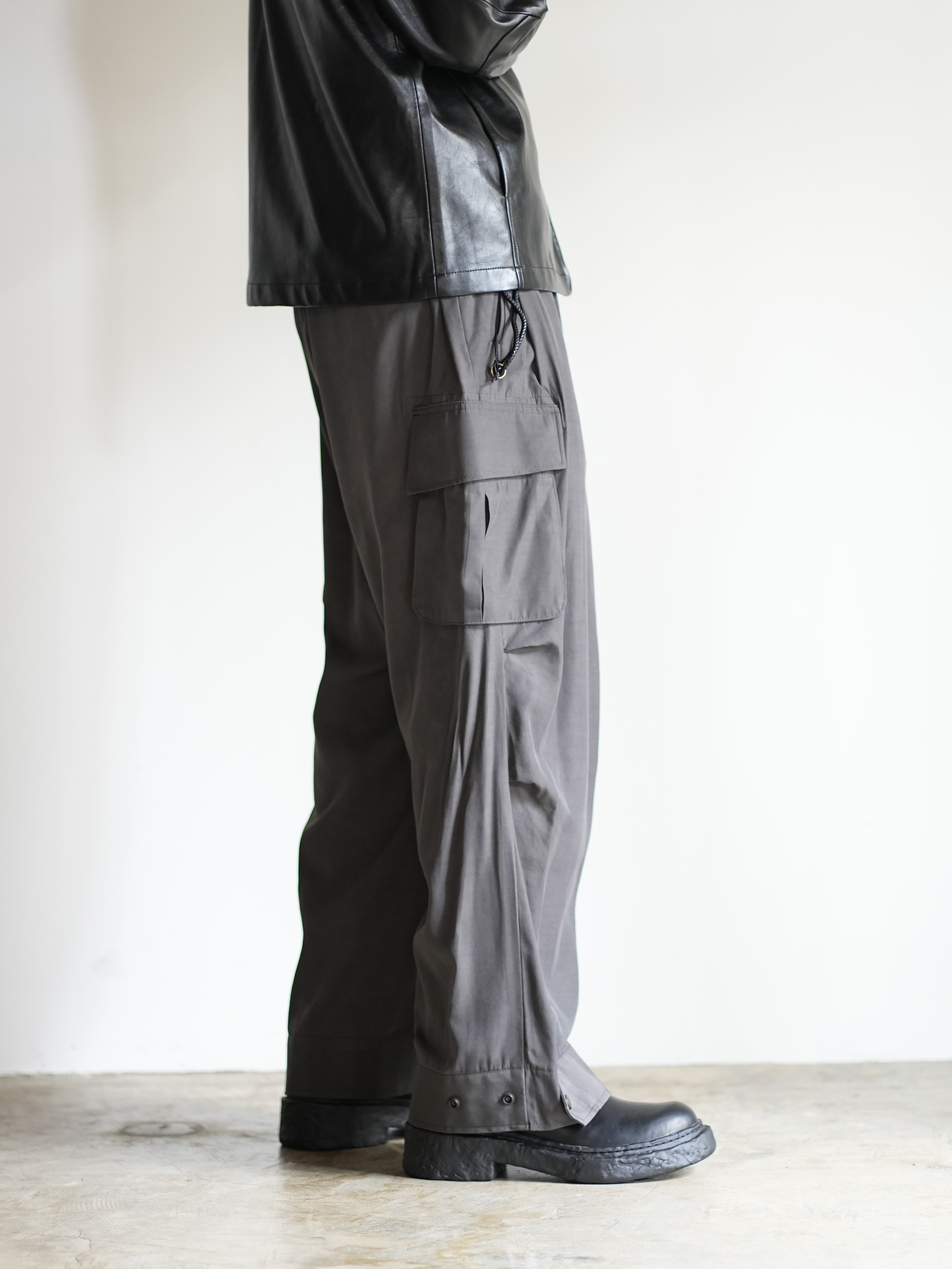 PIGMENT AND DYE NO-BRAINER CARGO PANTS