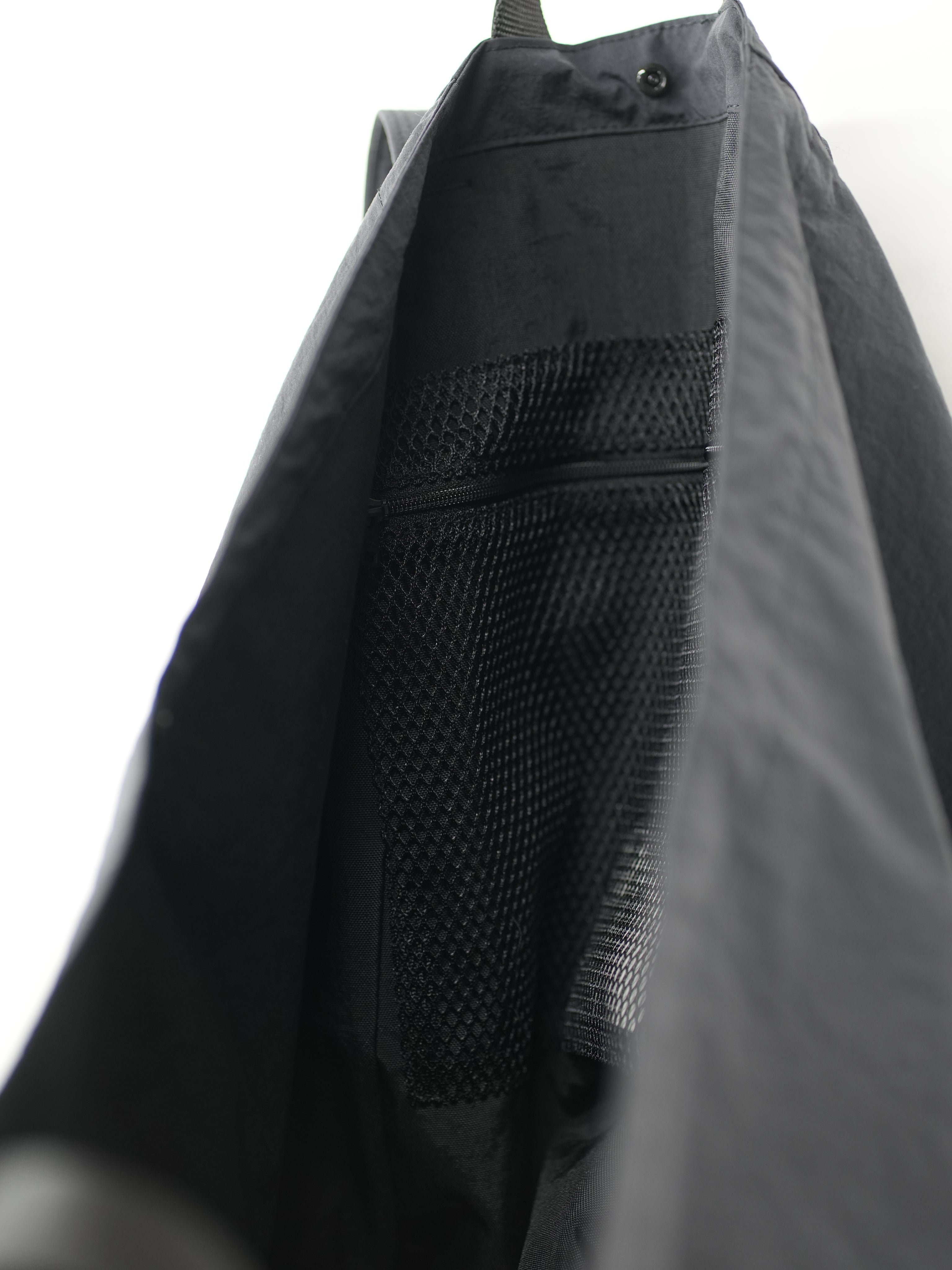 SHRINK WRAP TOTE BAG