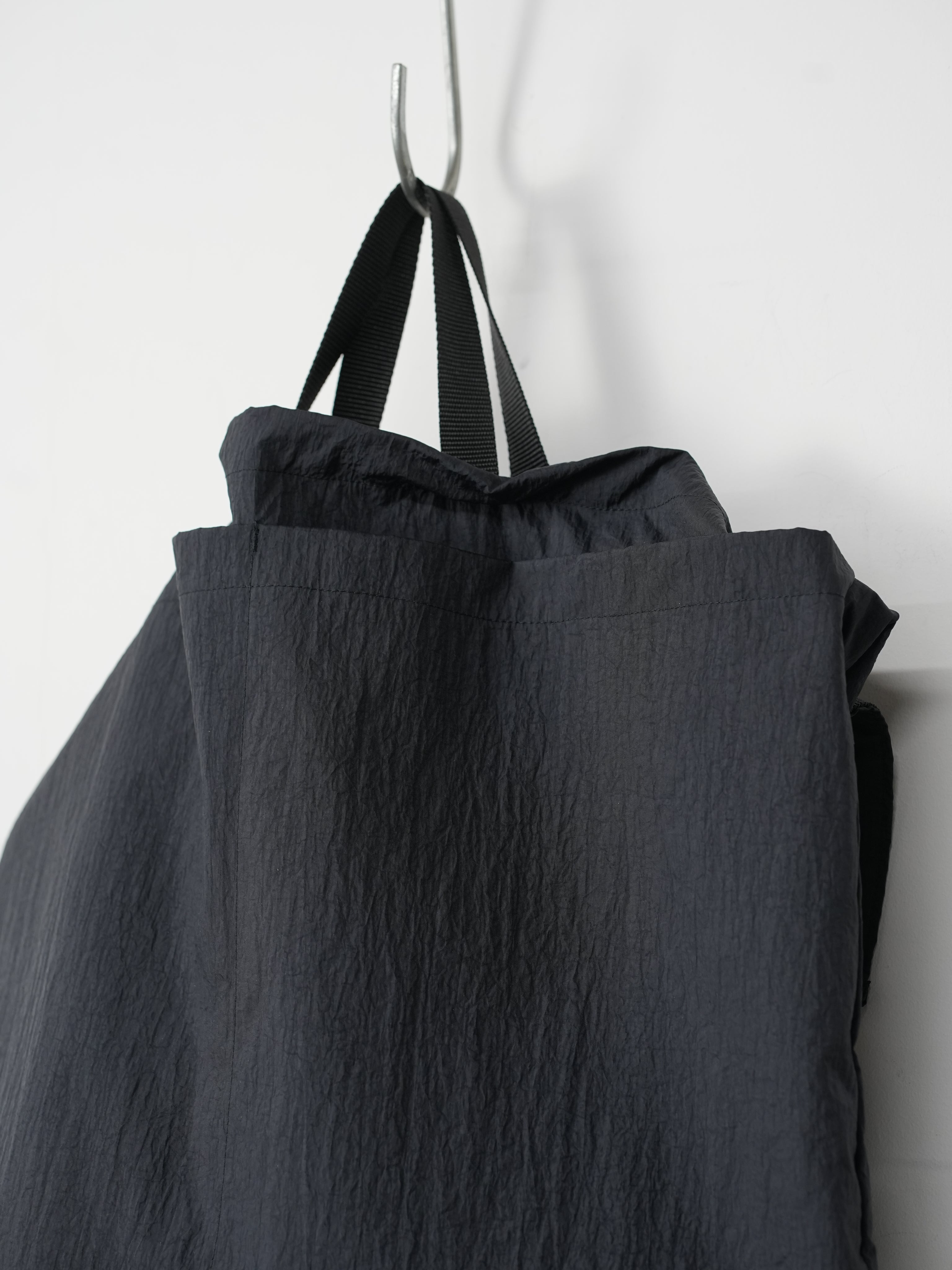 SHRINK TAFFETA US HELMET BAG