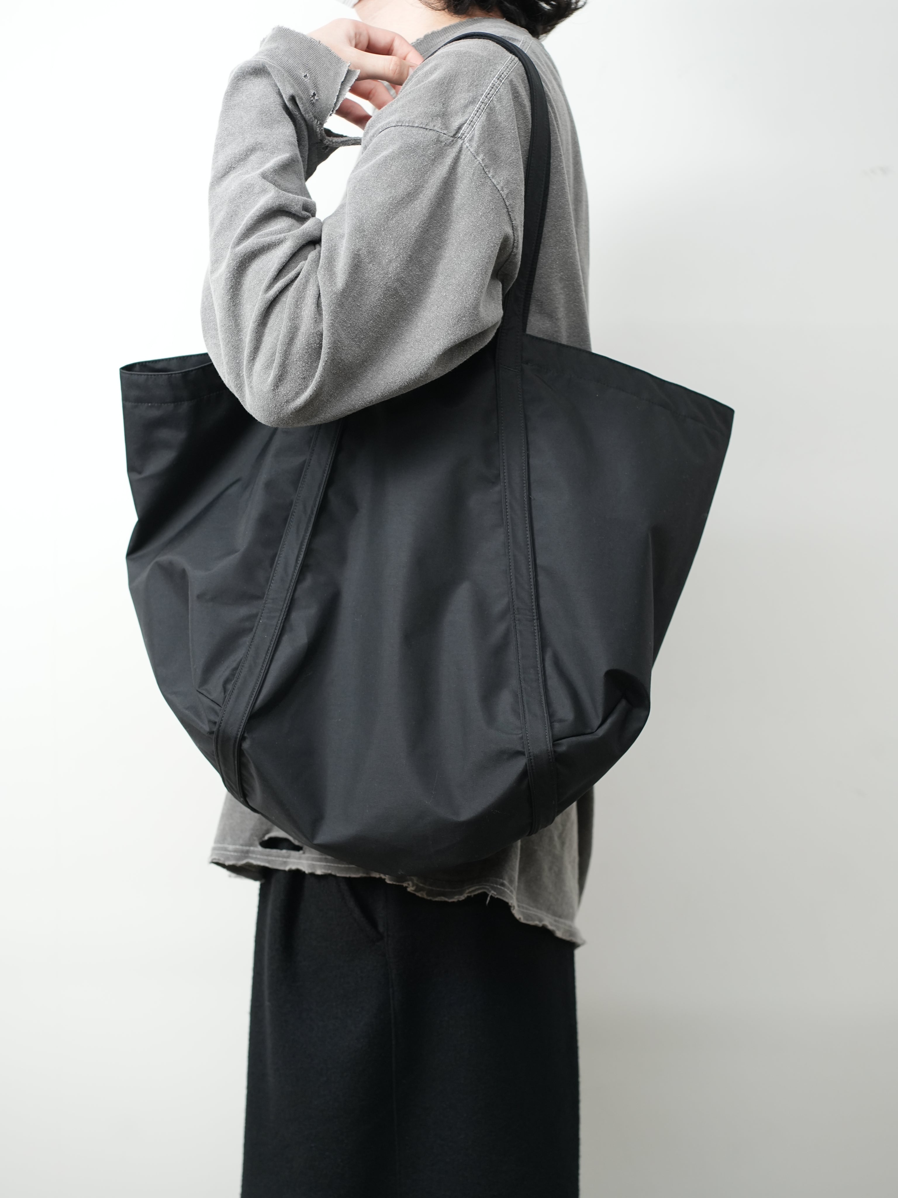BT WRAP TOTE BAG