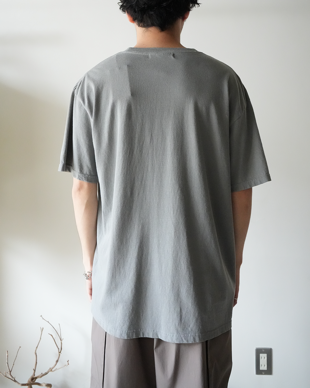 [40%OFF]PIGMENT S/S T-SHIRT(GREY)