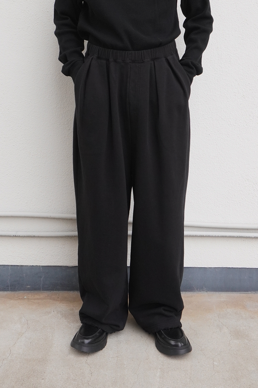 TUCK SWEAT PANTS(BLACK)