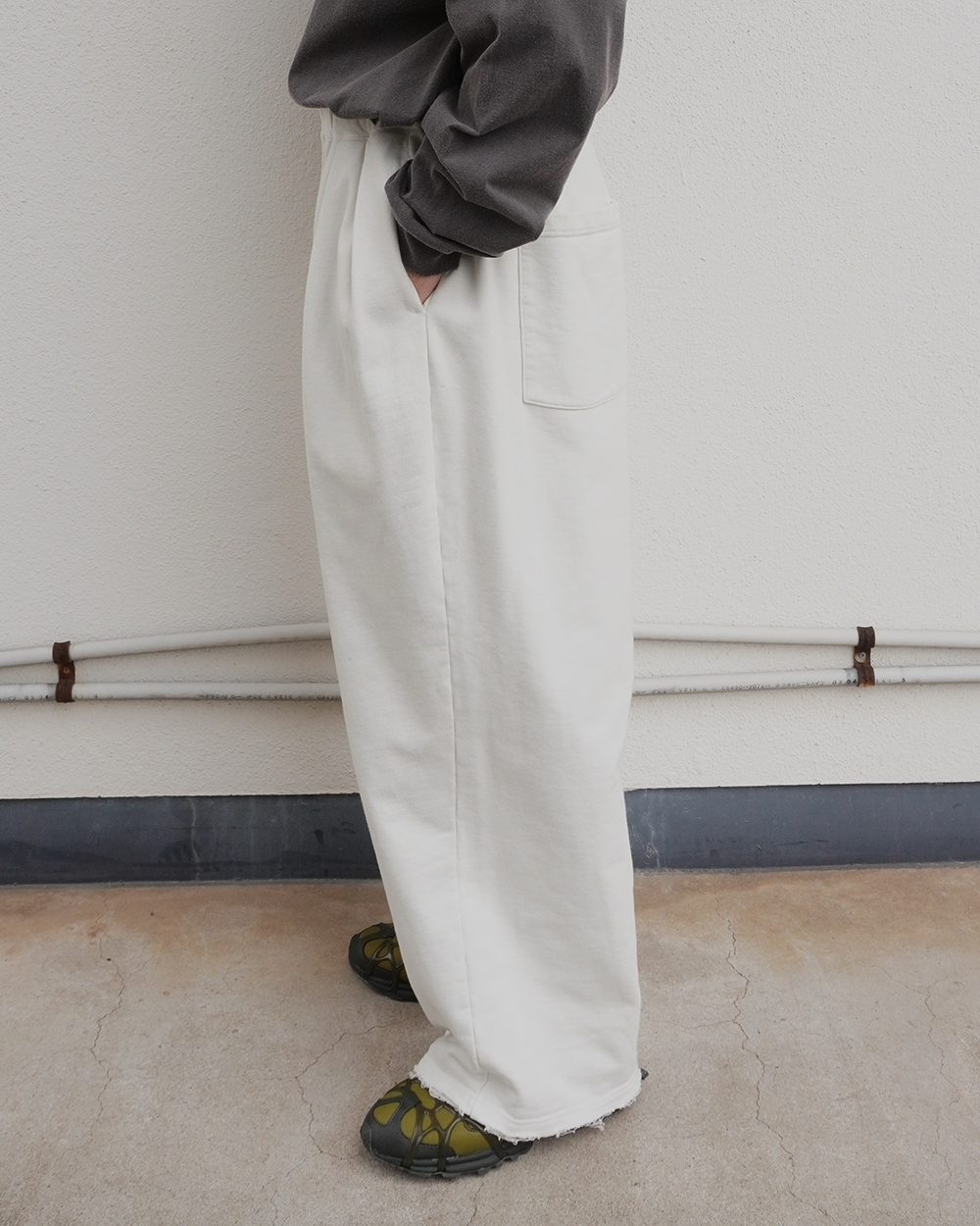 TUCK SWEAT PANTS(WHITE)