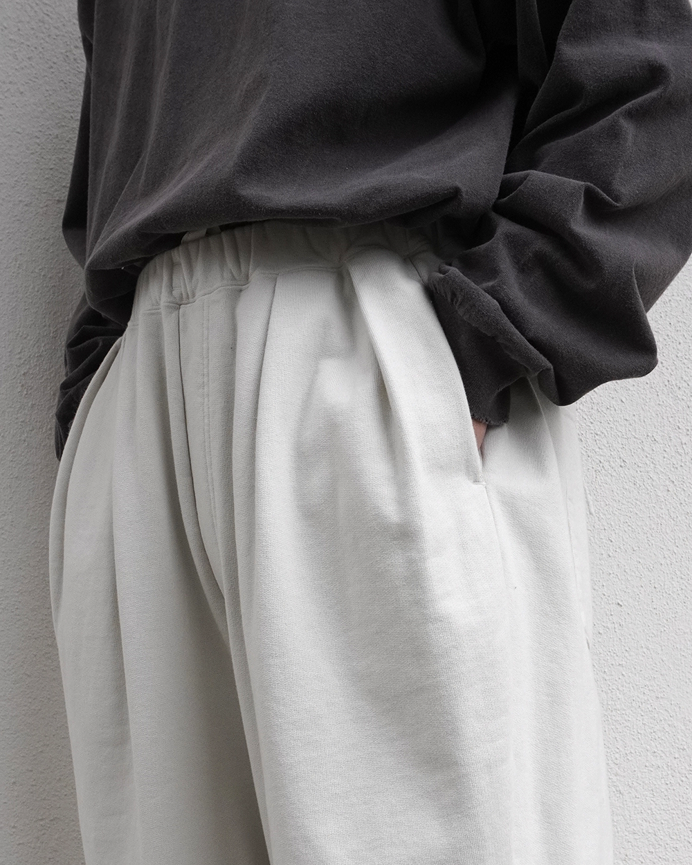 TUCK SWEAT PANTS(WHITE)