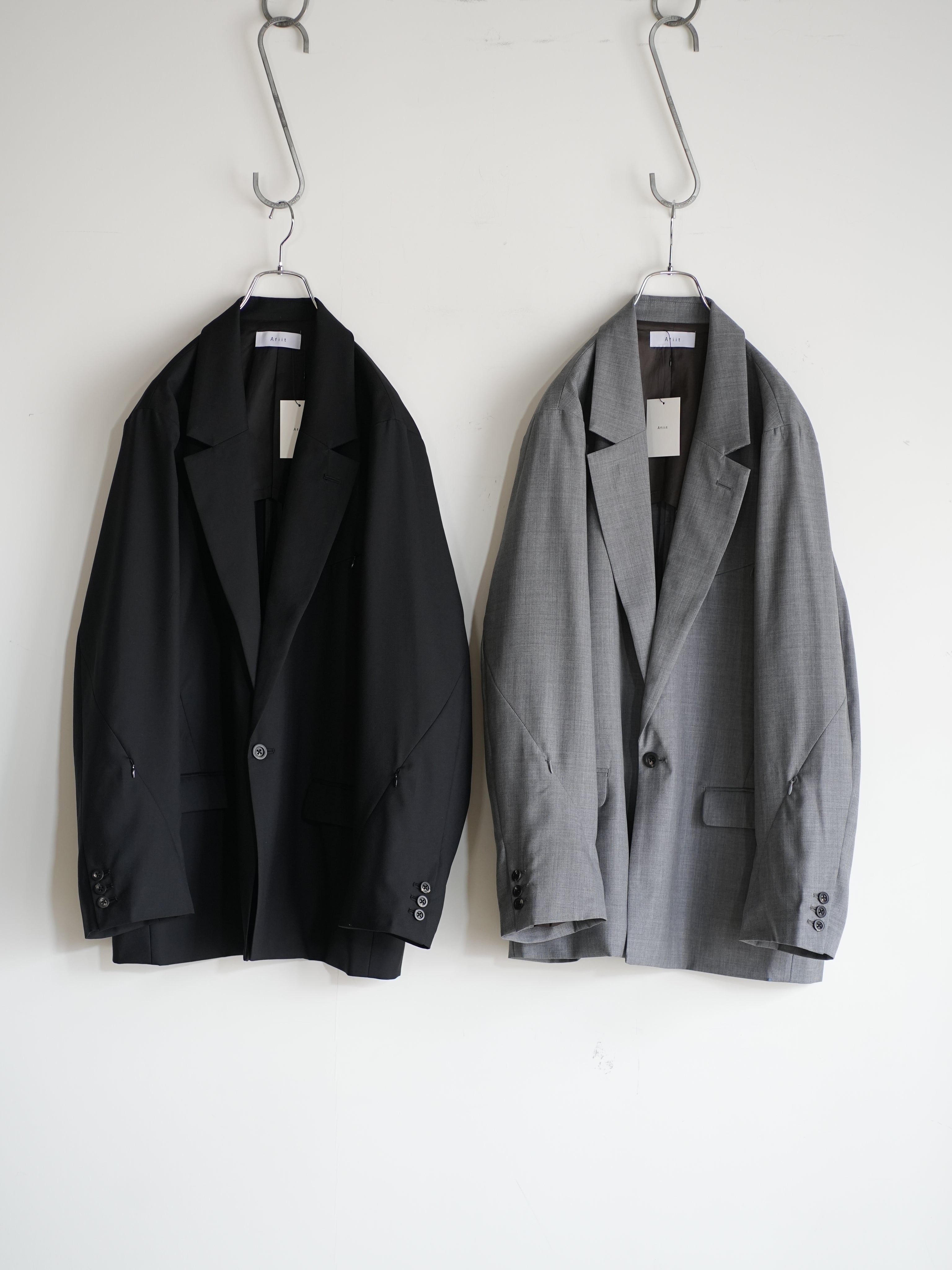 TAILORED JACKET