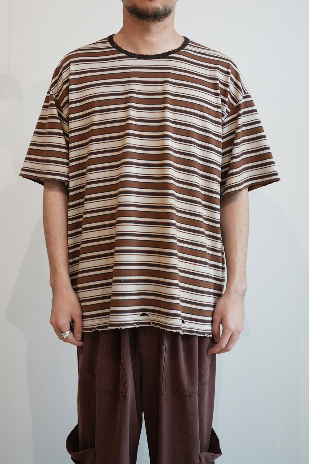 MULTI BORDER T-SHIRT(BROWN)