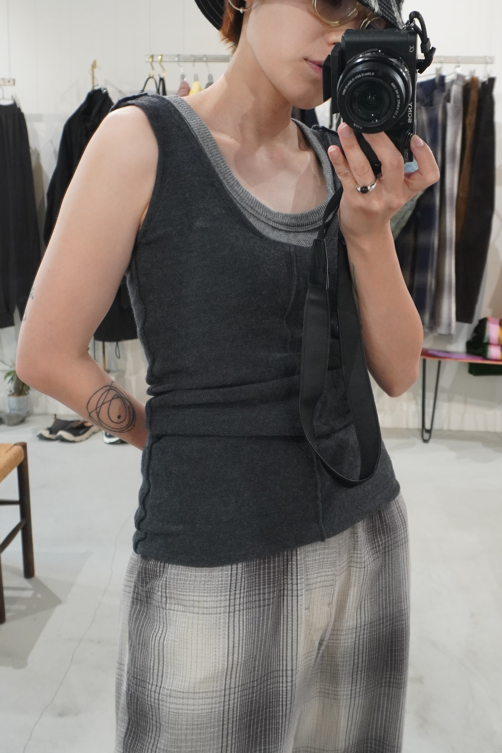 Extra Fine Merino Wool Knitted Tank( Charcoal)