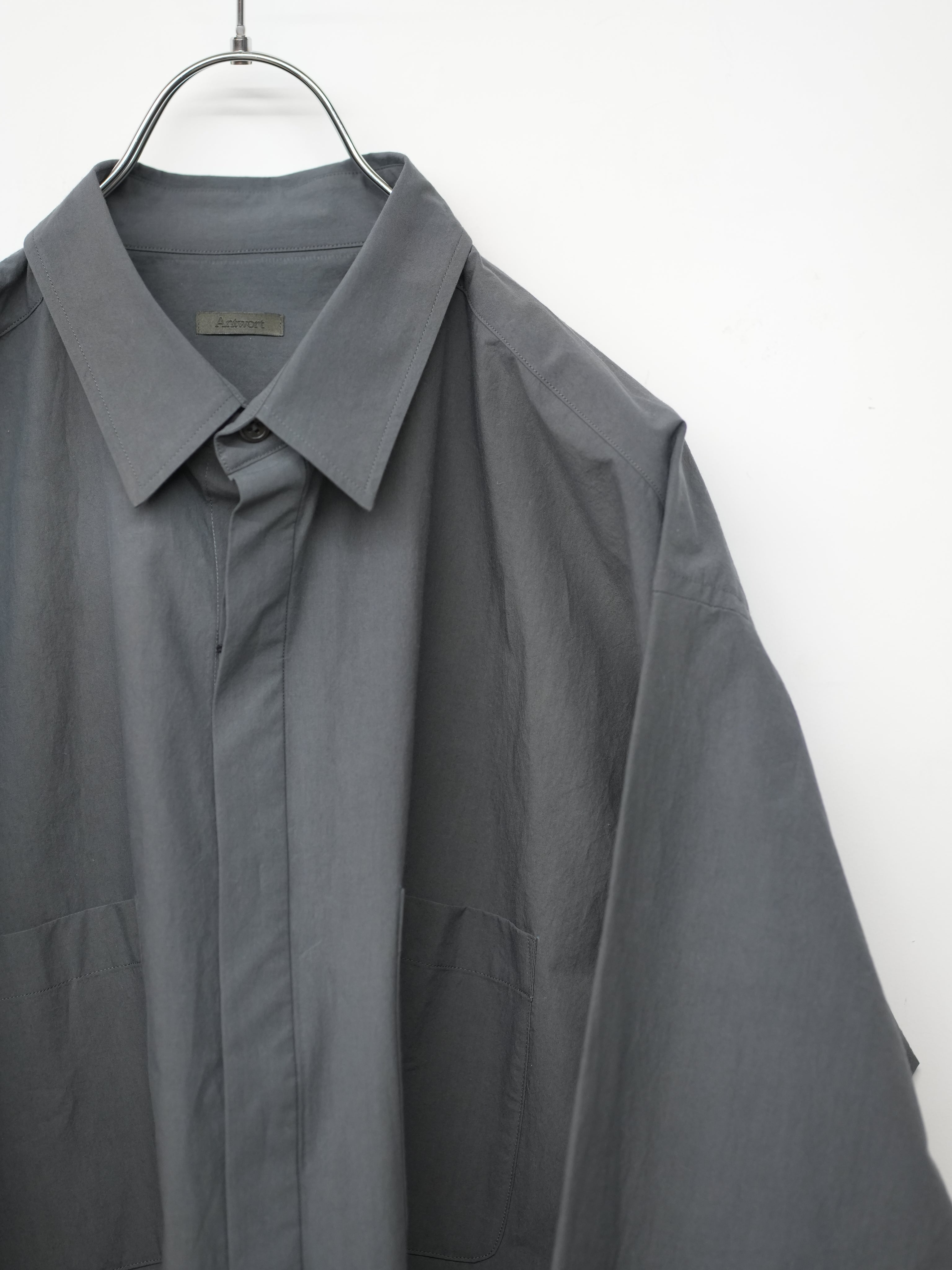 COTTON TYPEWRITER FLY FRONT SHIRT