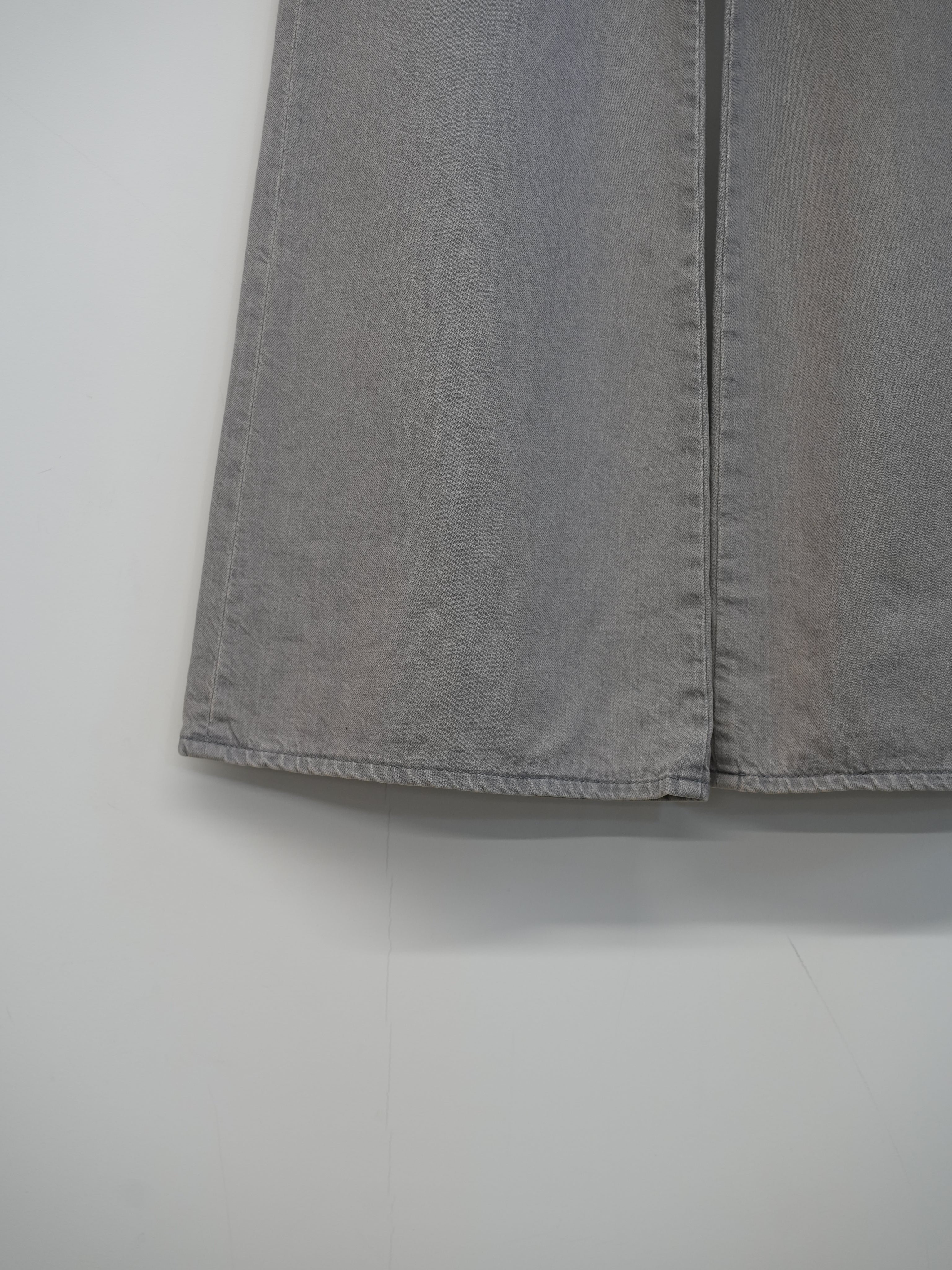 The Cloud Quartz Jean