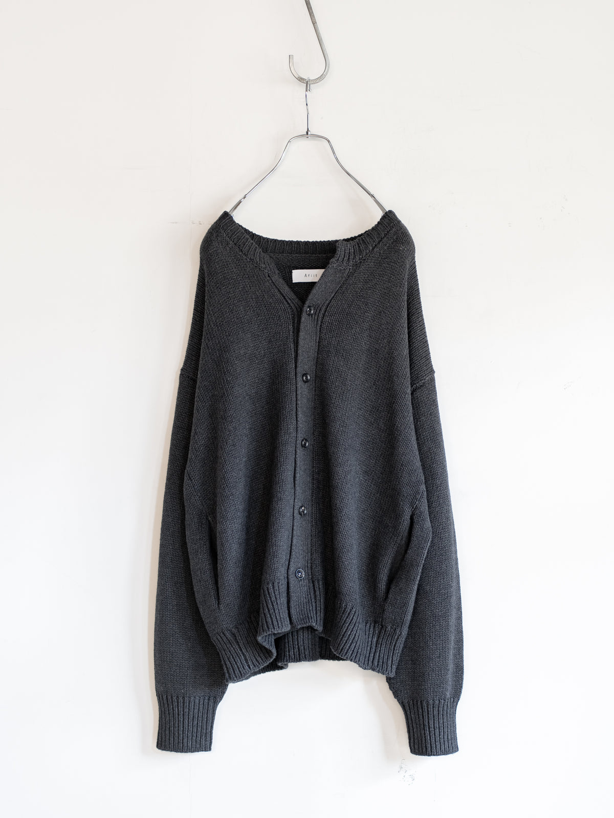 CREW NECK CARDIGAN