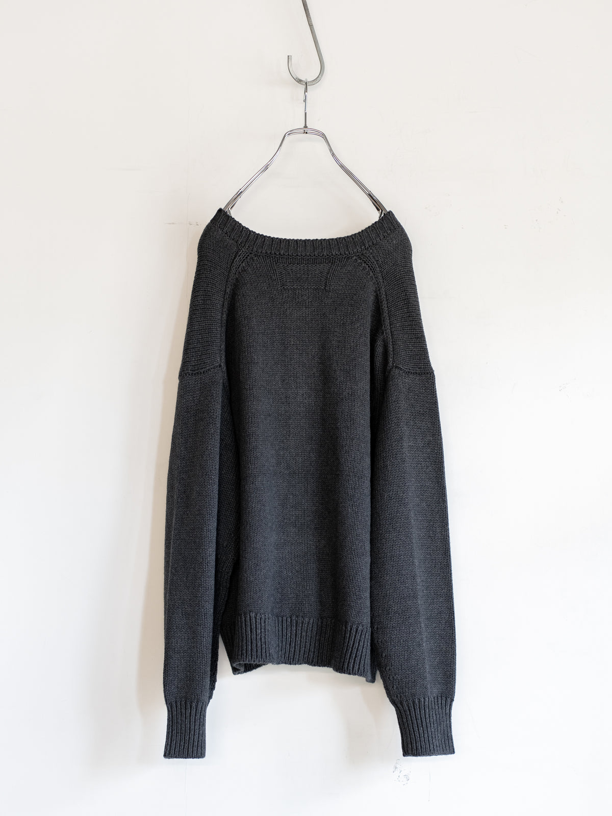 CREW NECK CARDIGAN