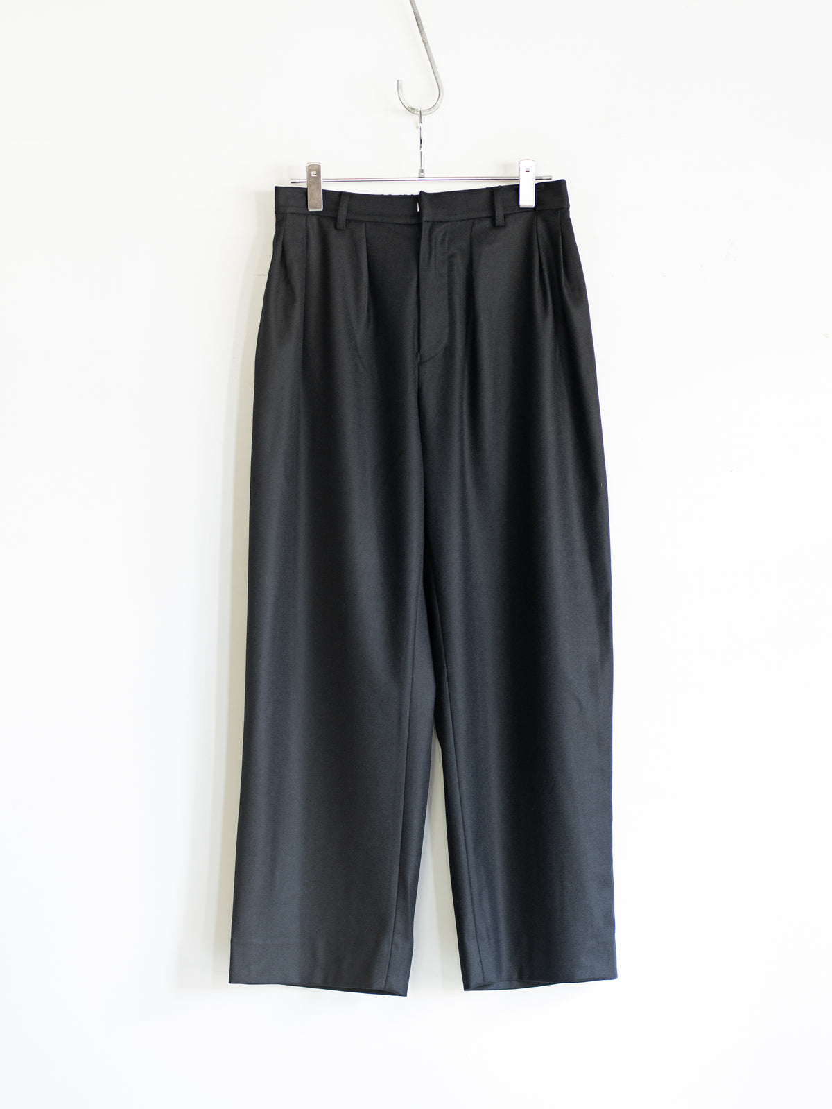 3TUCK SLACKS