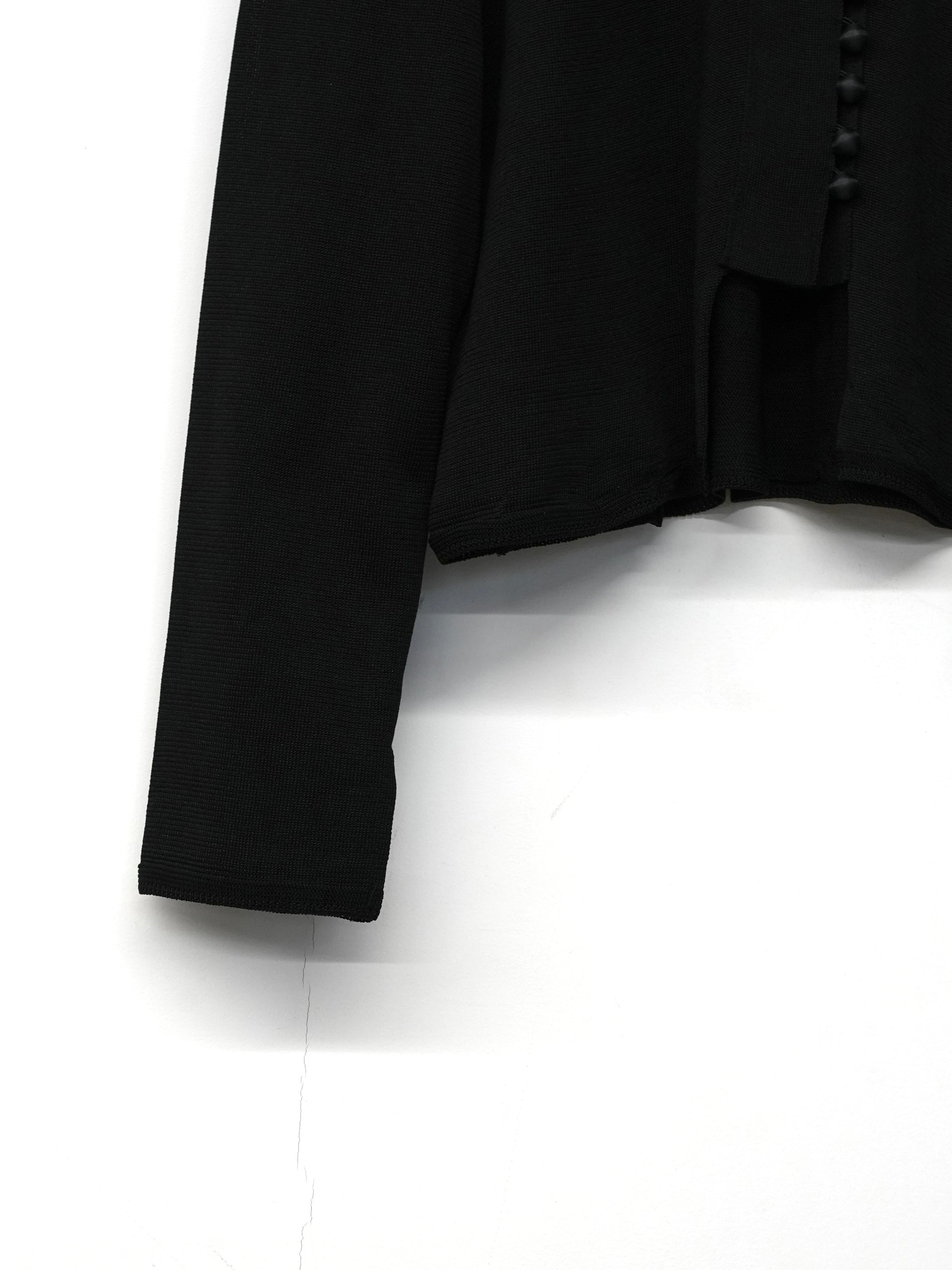 MULTI BUTTON KNIT BLOUSE