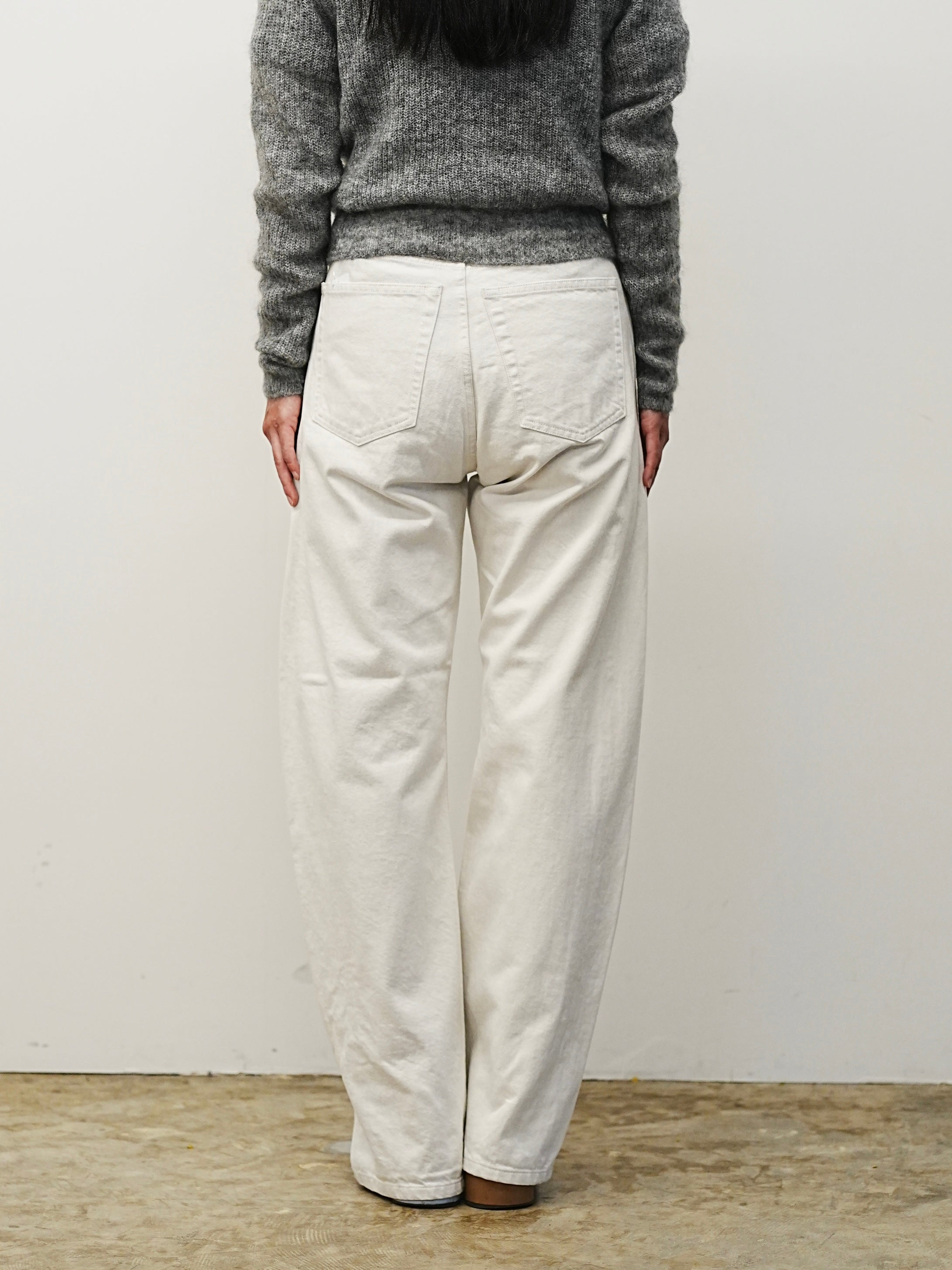 TWIST LINE WASHED STRAIGHT DENIM