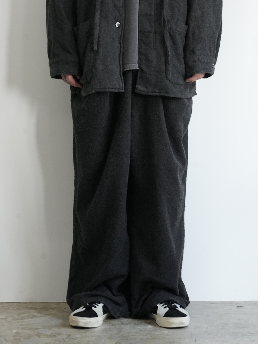 【ANCELLM/exclusive】PILLING TUCK PANTS EX