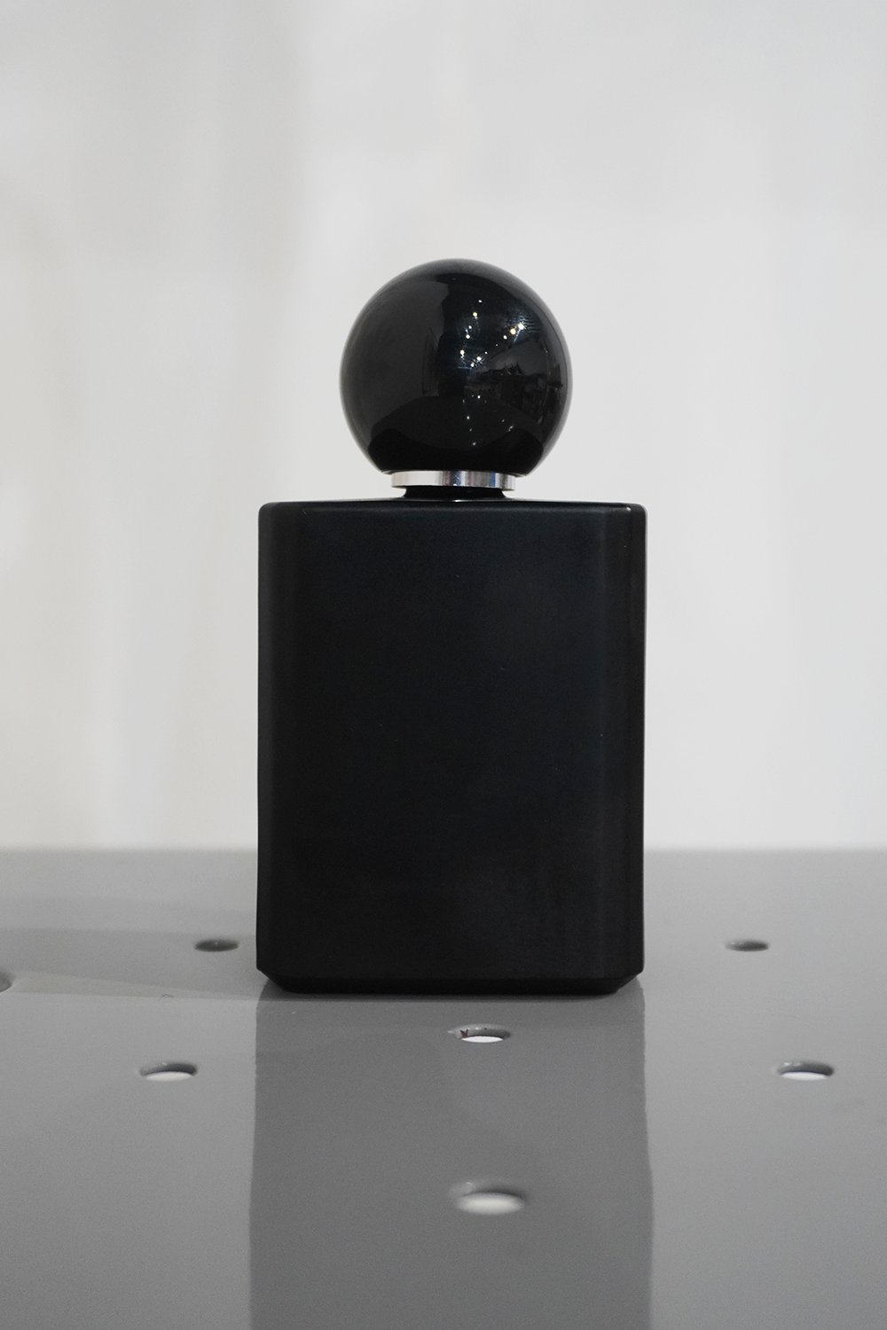 EAU DE TOILETTE／Perfume (BLACK)