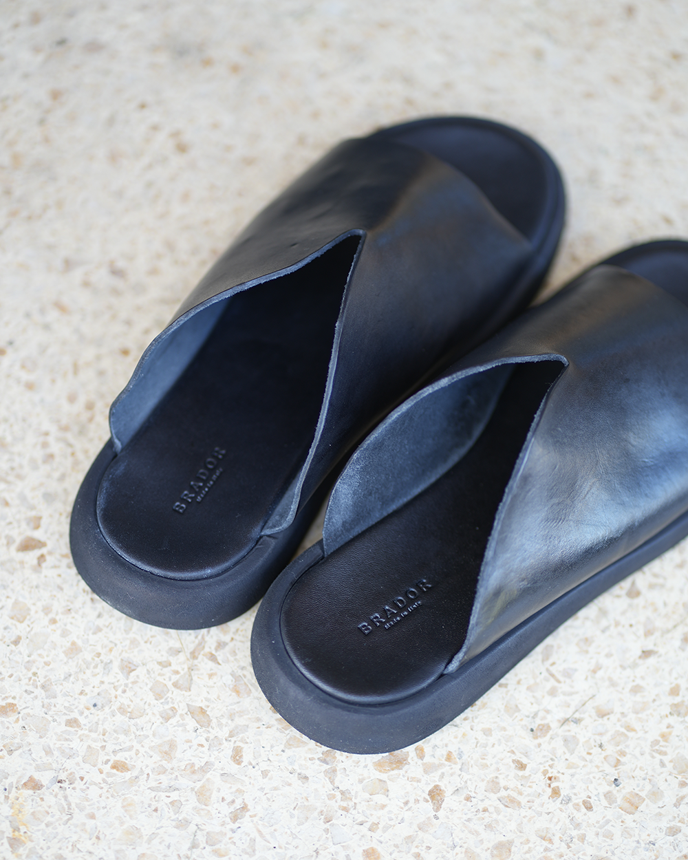 LEATHER SANDAL (92-571T-4S / NERO)