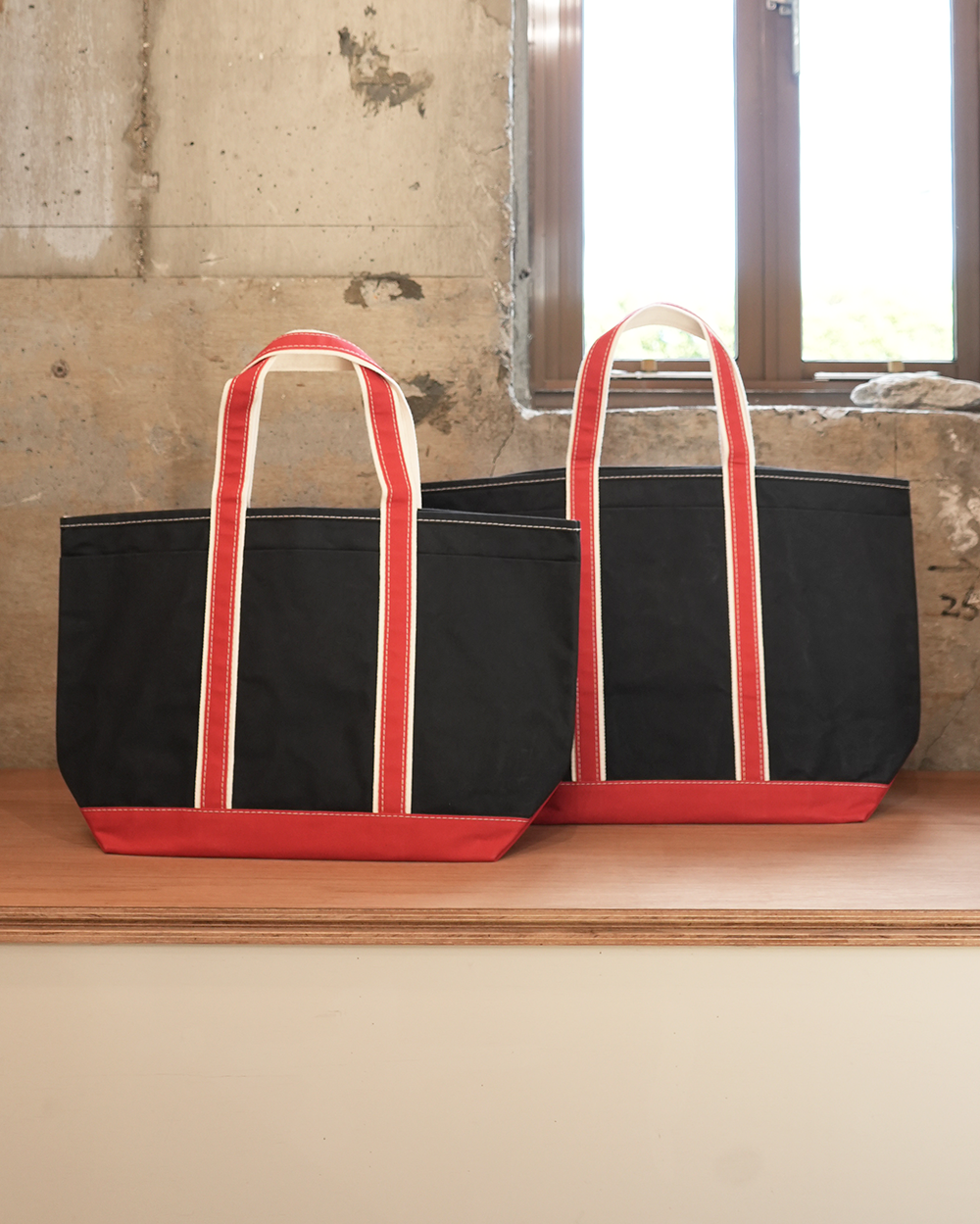 【予約注文】Base Field Tote (Navy×Red)
