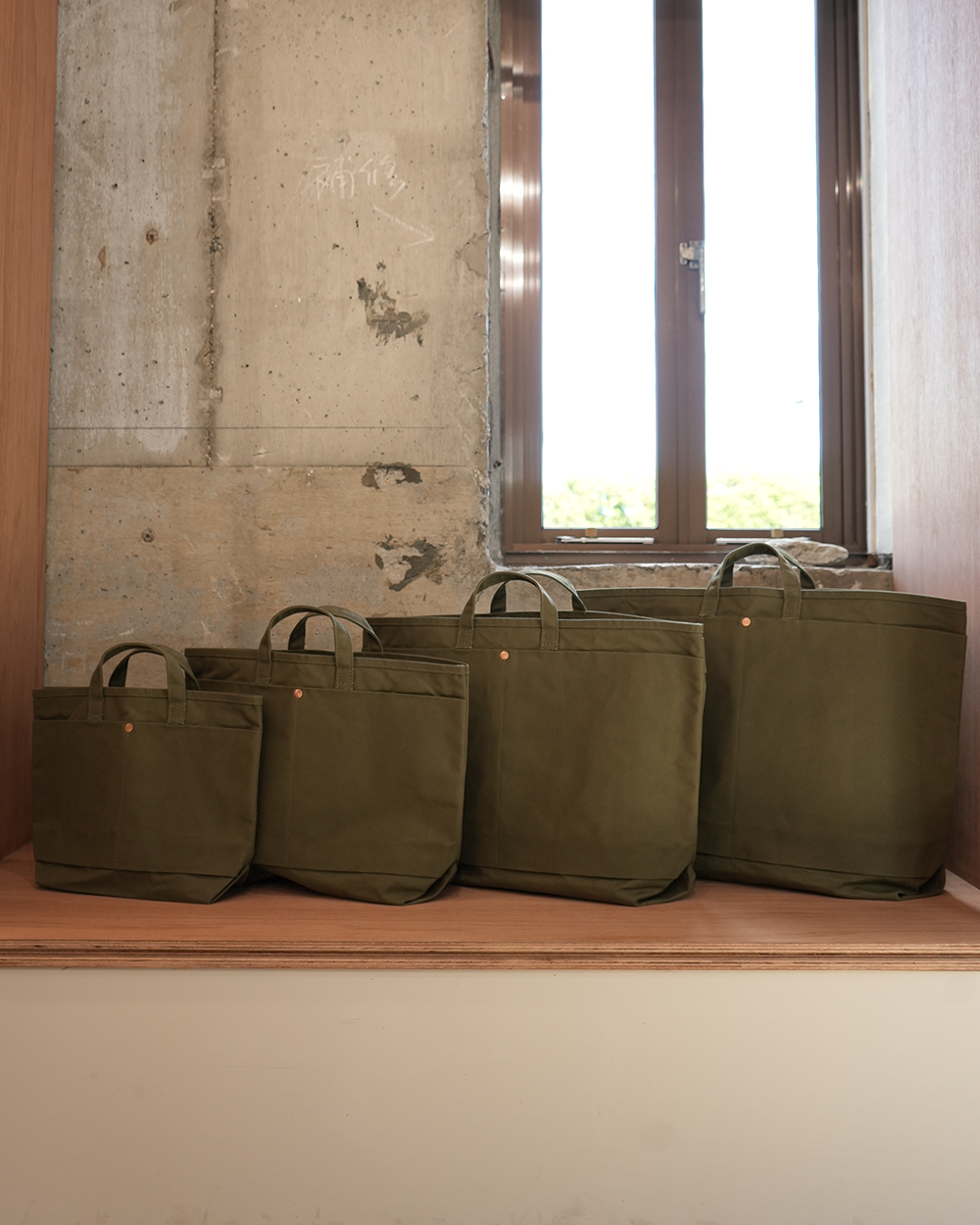 【予約注文】Base Tote(Olive)
