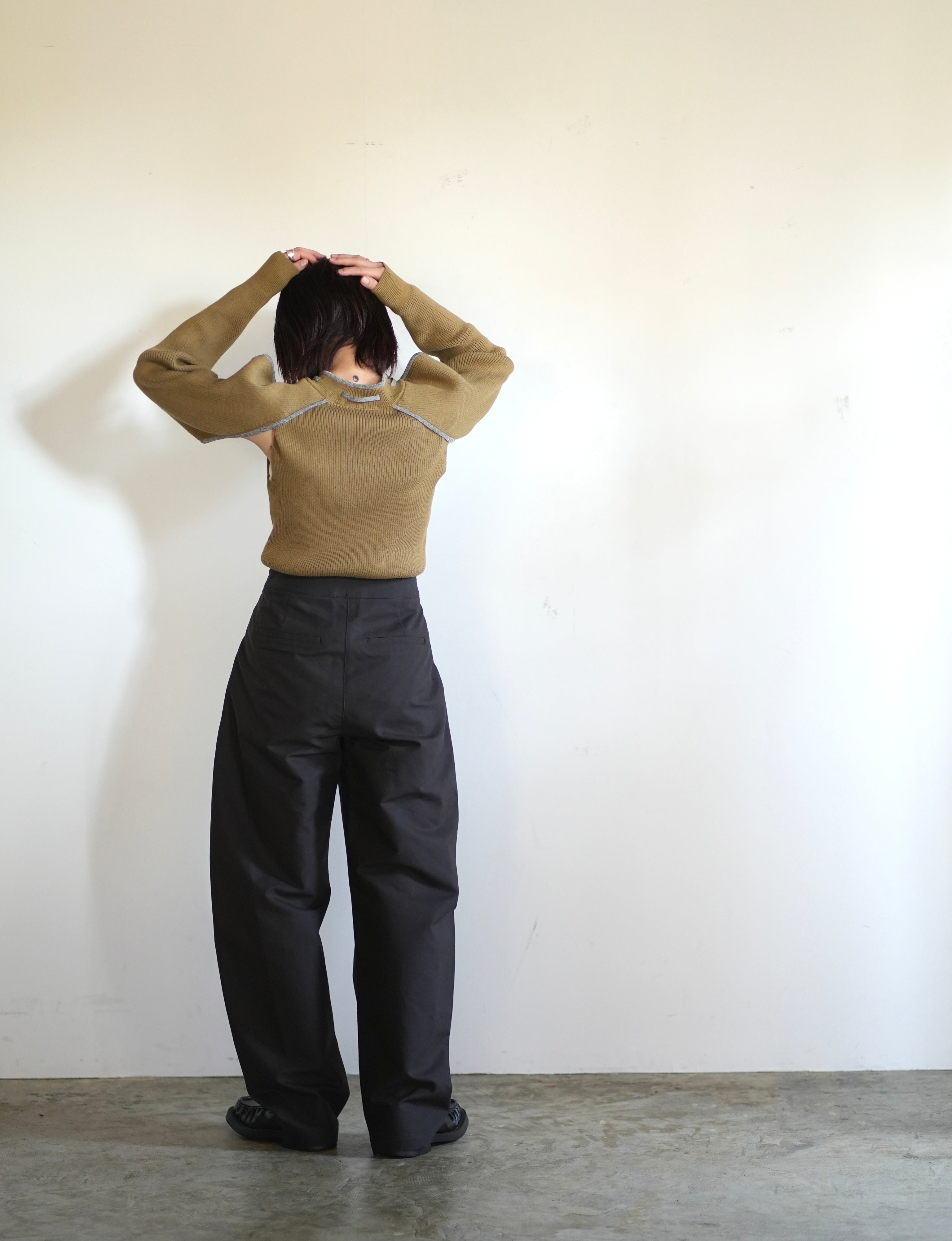 CURVED LONG PANTS