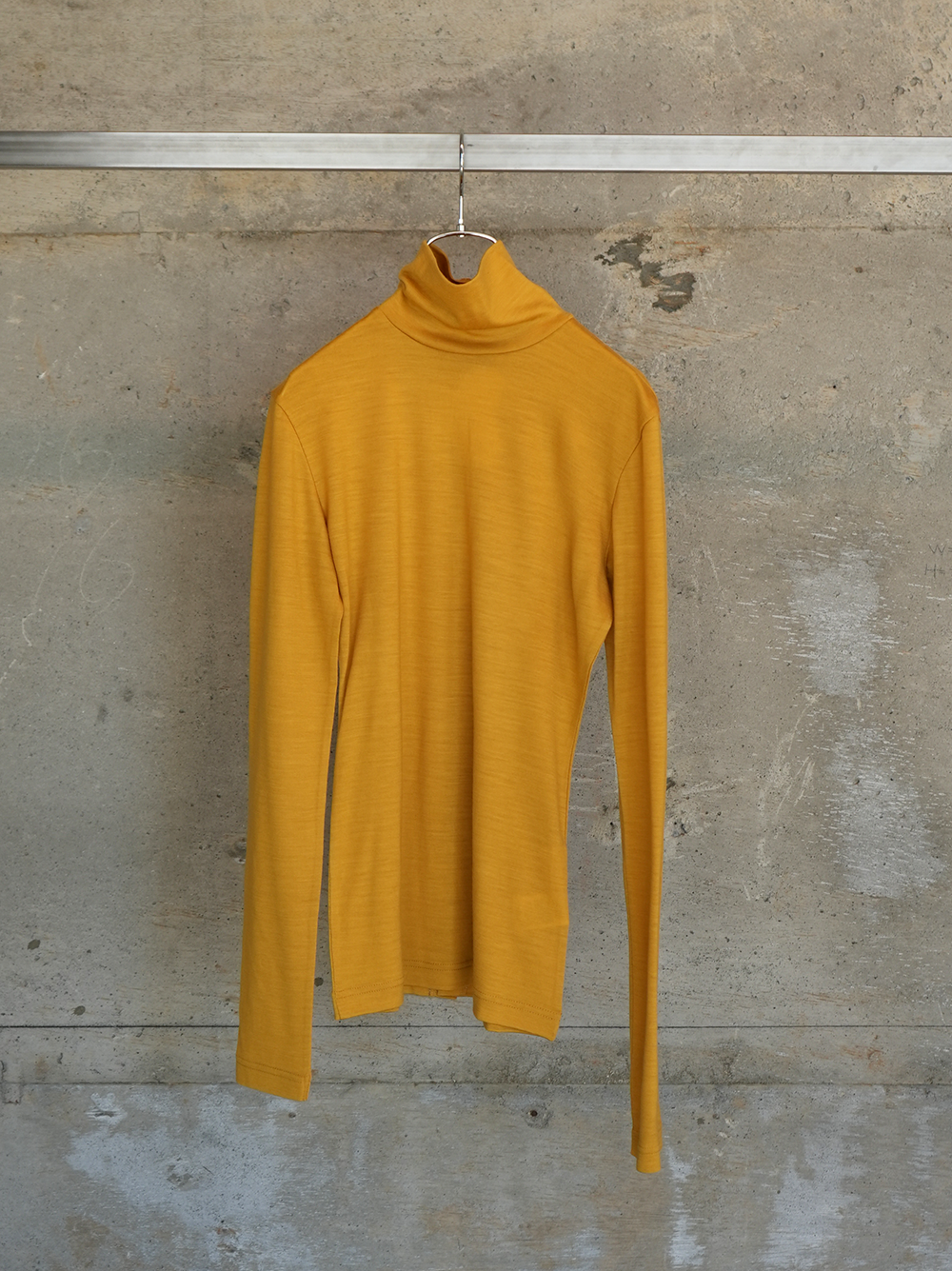 Wool Back Button High Neck Tops(Yellow)