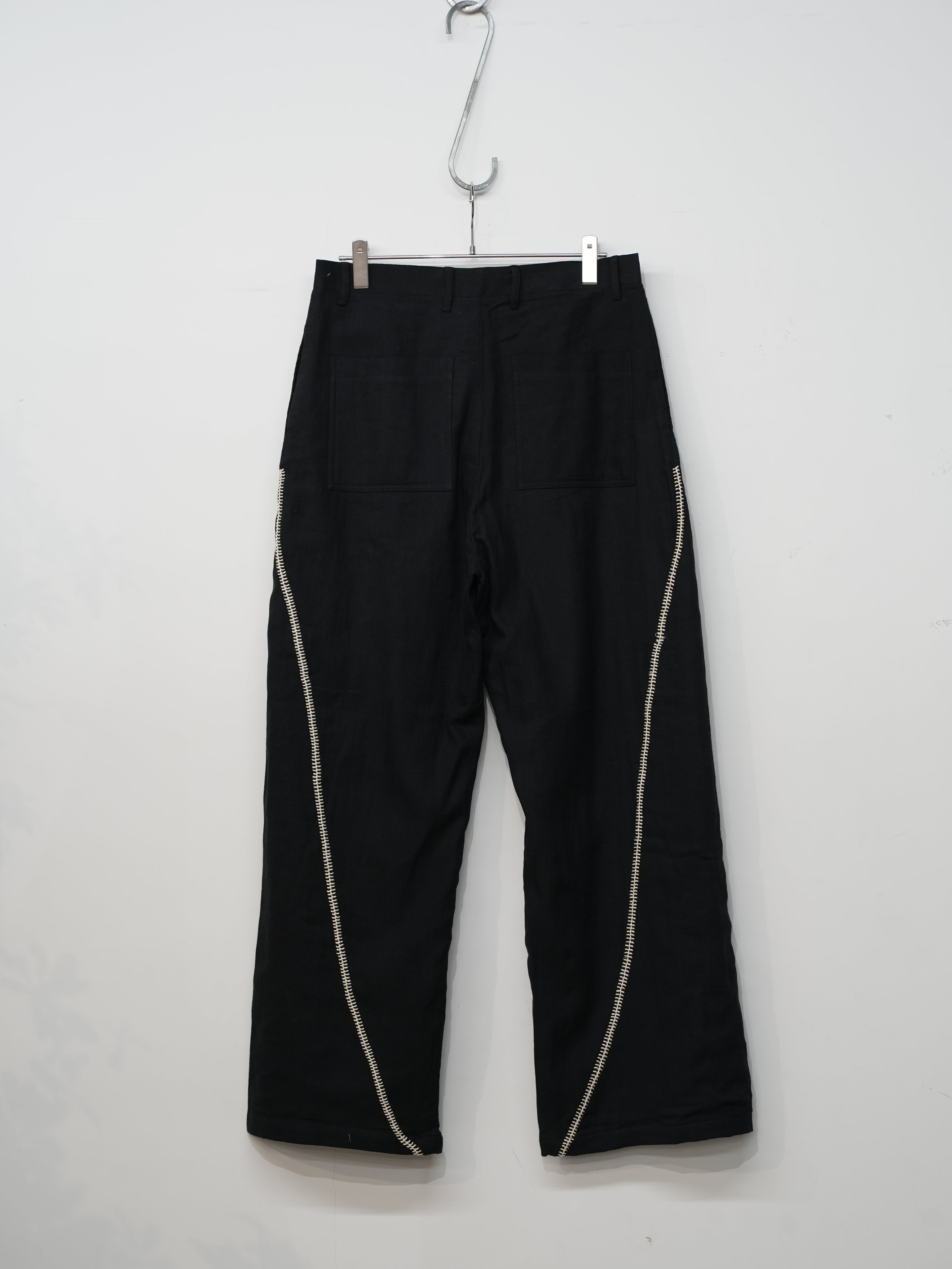 Rabari Sultan Pant(Black/Ecru)