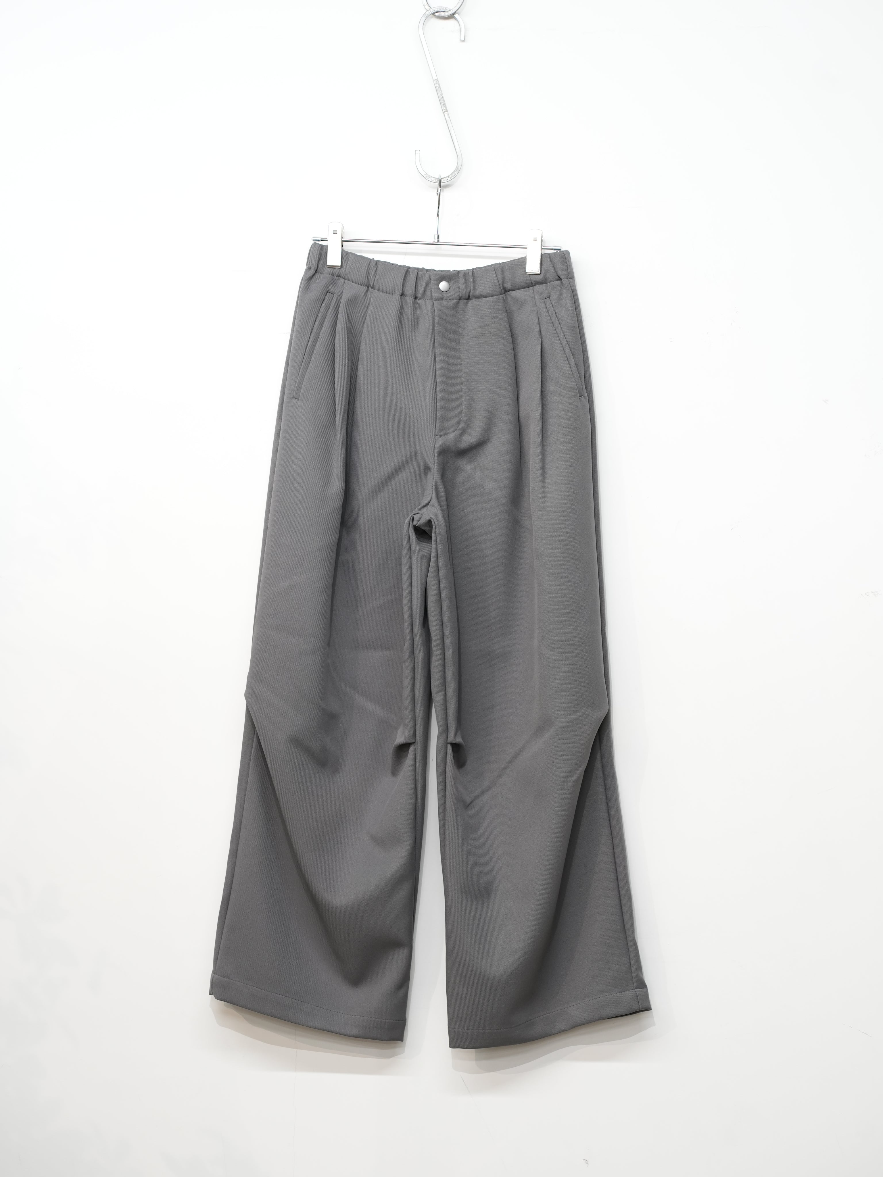DRAPE TUCK PANTS