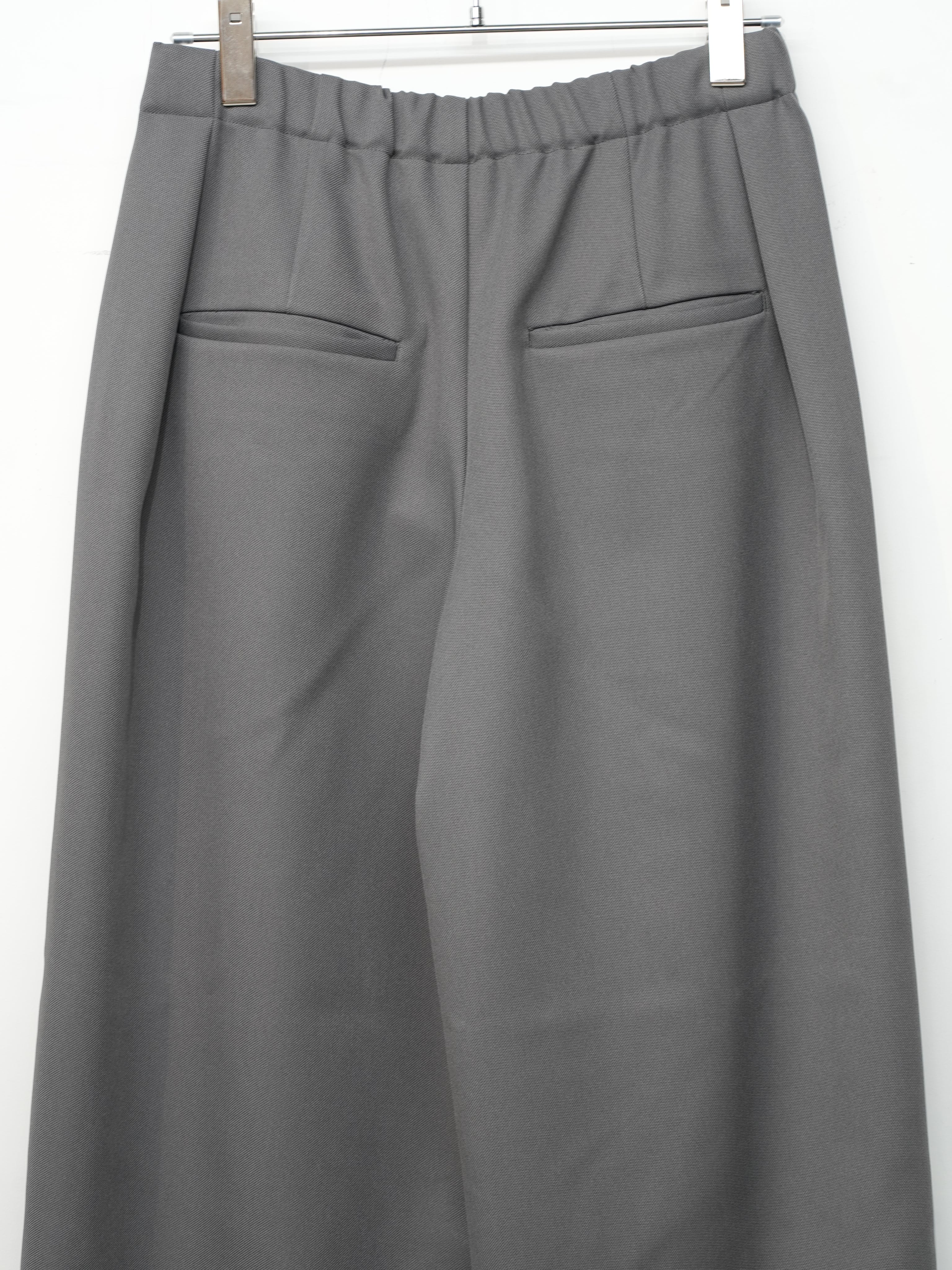 DRAPE TUCK PANTS