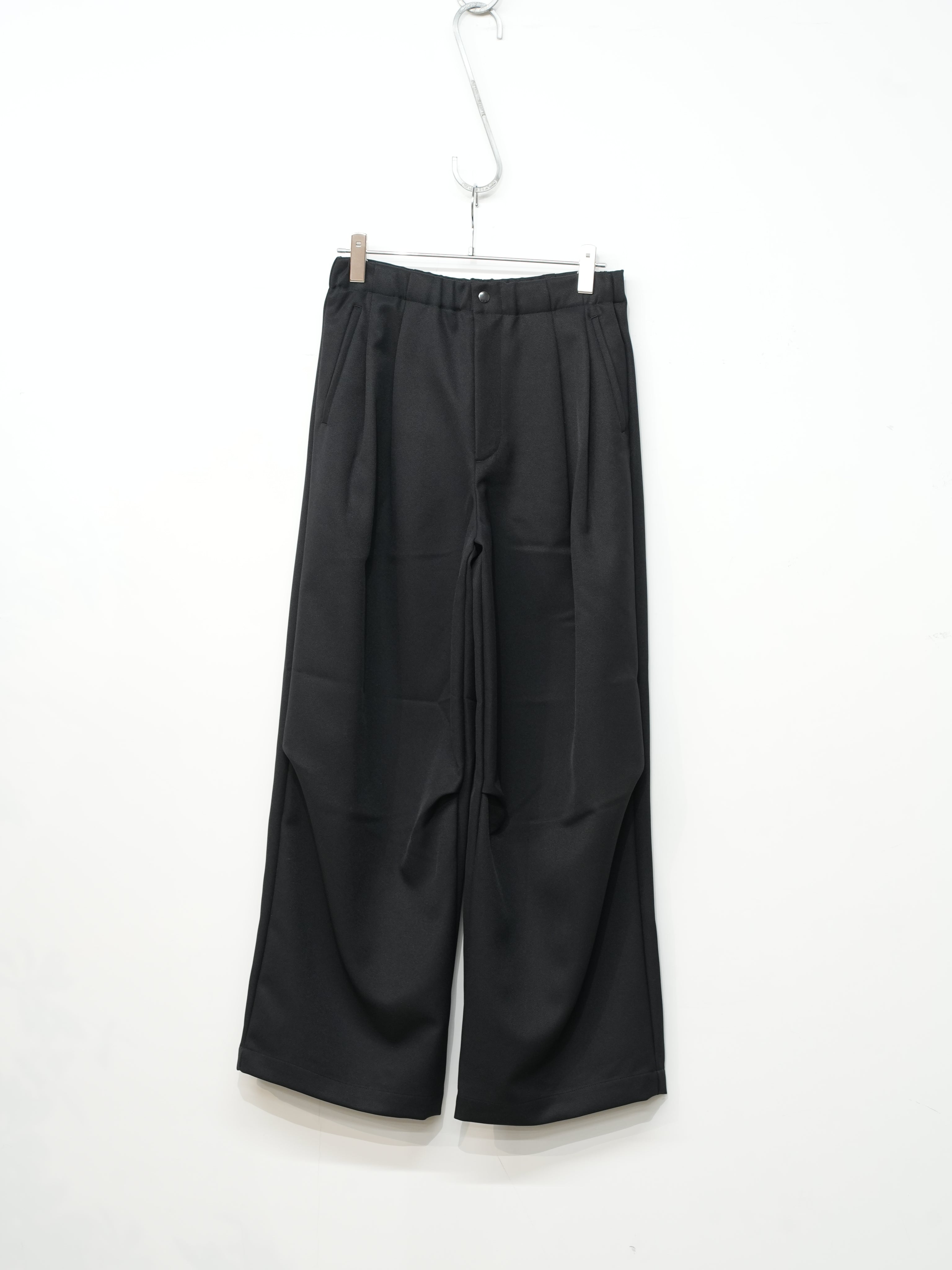 DRAPE TUCK PANTS