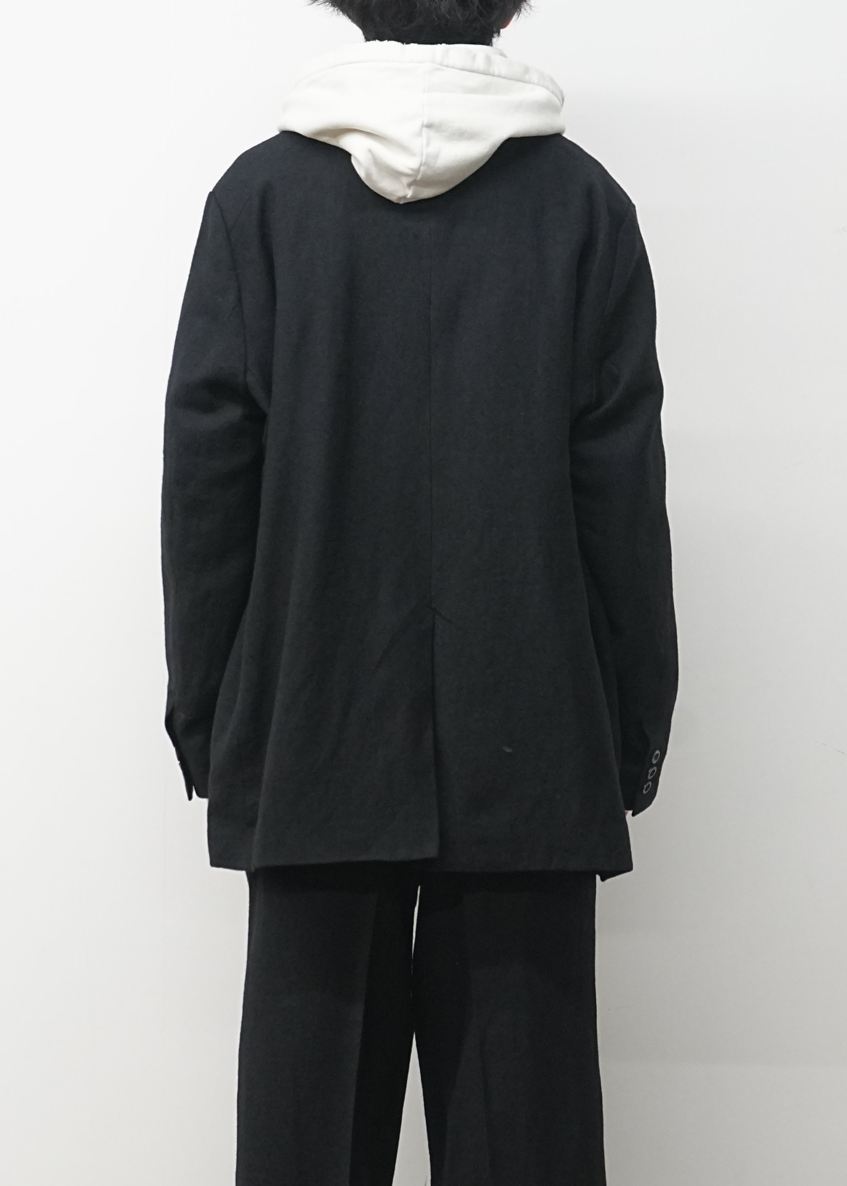 SEMI-DOUBLE TAILORED JACKET(BLACK)