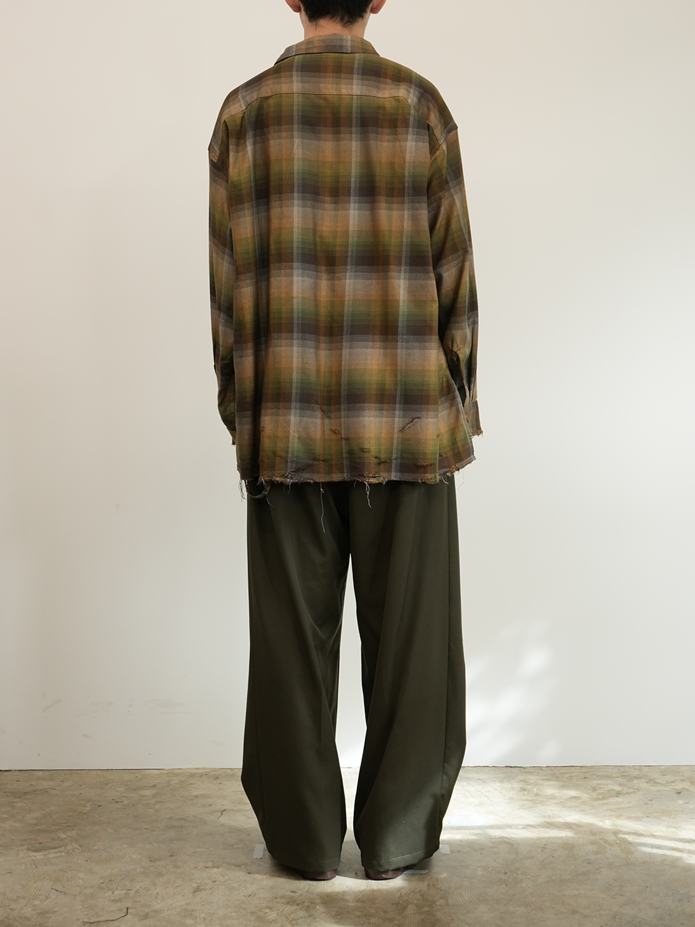 WOOL DAMAGE WIDE SLACKS(DARK OLIVE)