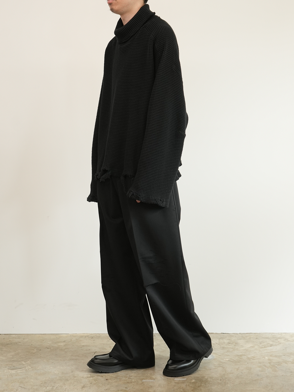 WOOL DAMAGE WIDE SLACKS(BLACK)