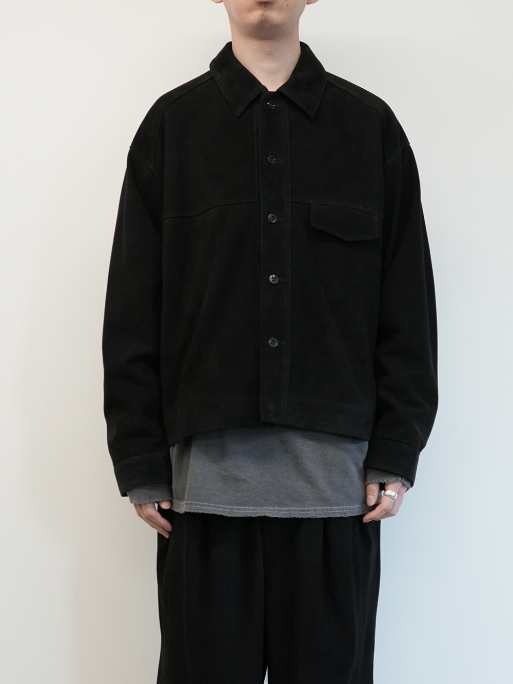 SUEDE SHORT SHIRT JACKET(BLACK)