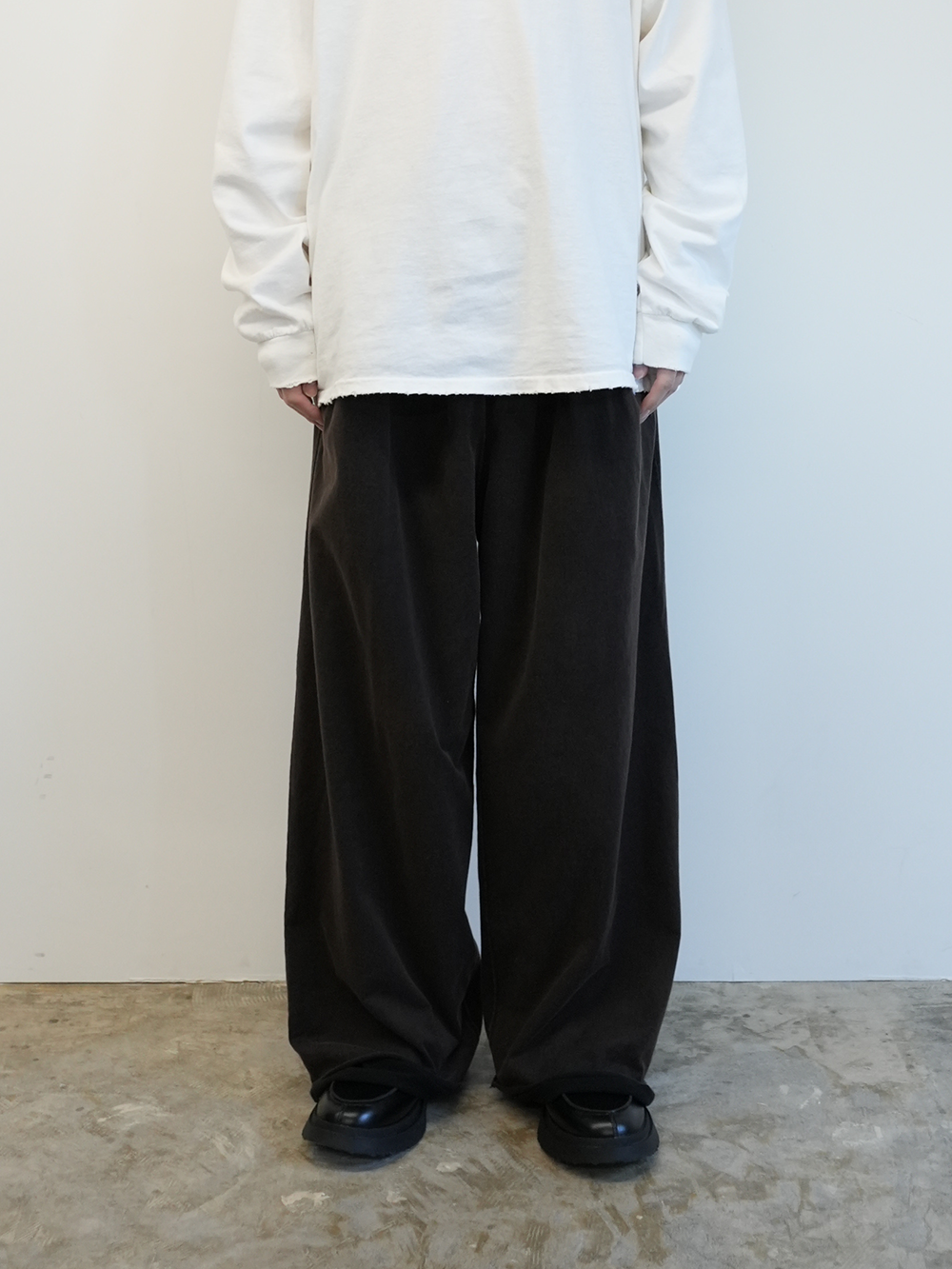 FADED DRAPE WIDE EASY CUT SLACKS