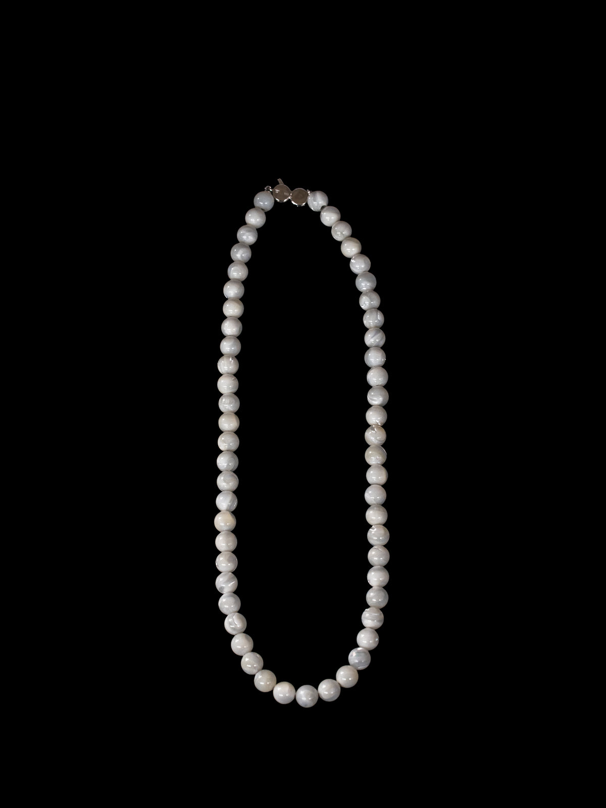 Cove Necklace White MOP