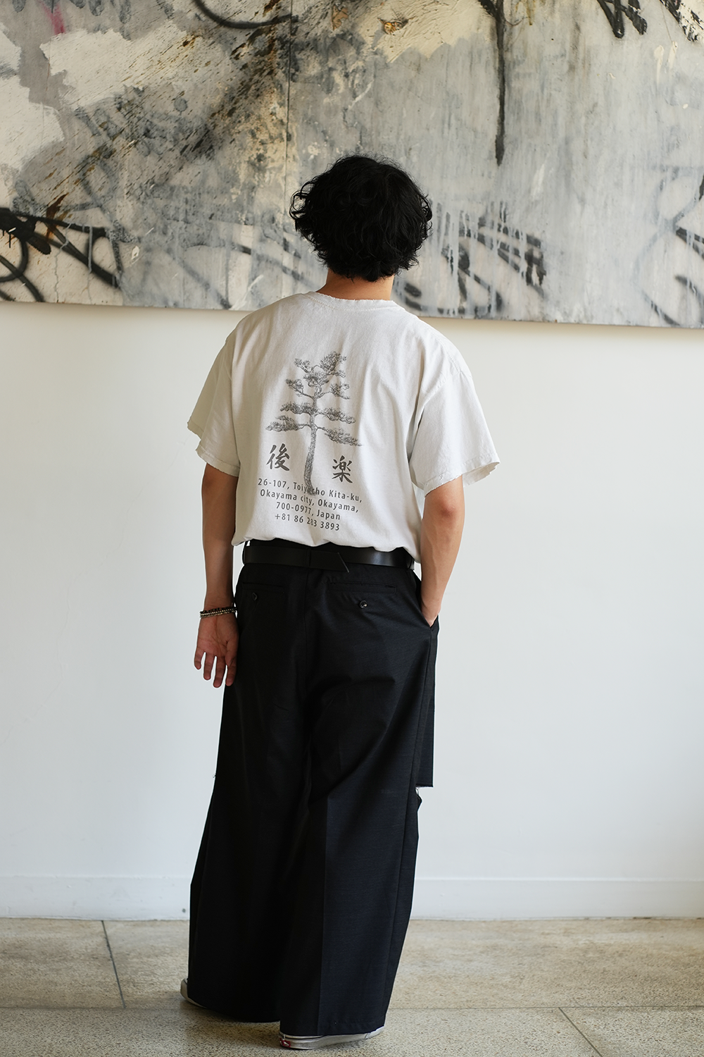 [ANCELLM/exclusive]SOUVENIR T-SHIRT "後楽" (IVORY)